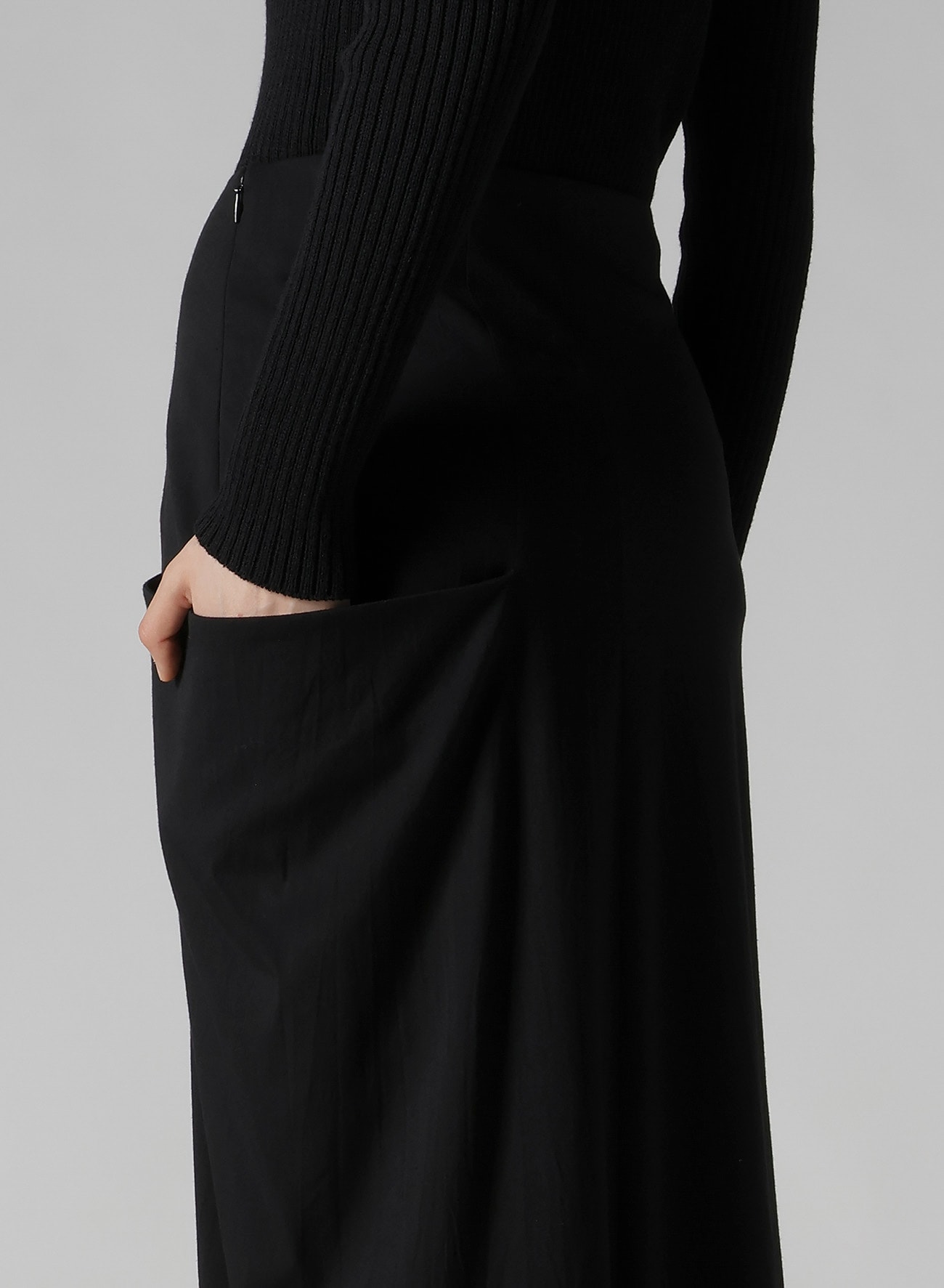 WOOL BREND TWILL DRAPE SKIRT