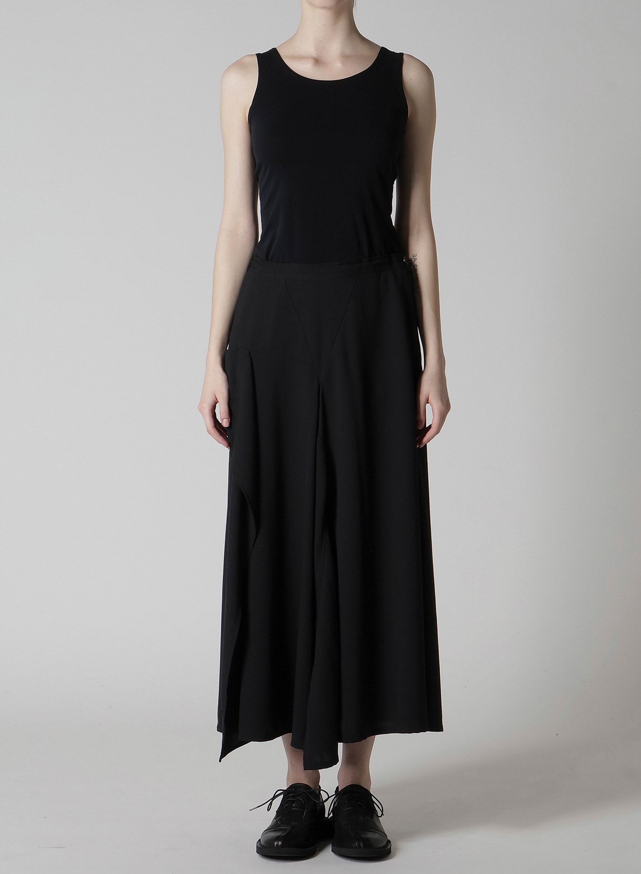 WOOL SERGE TRIANGLE GUSSET SKIRT