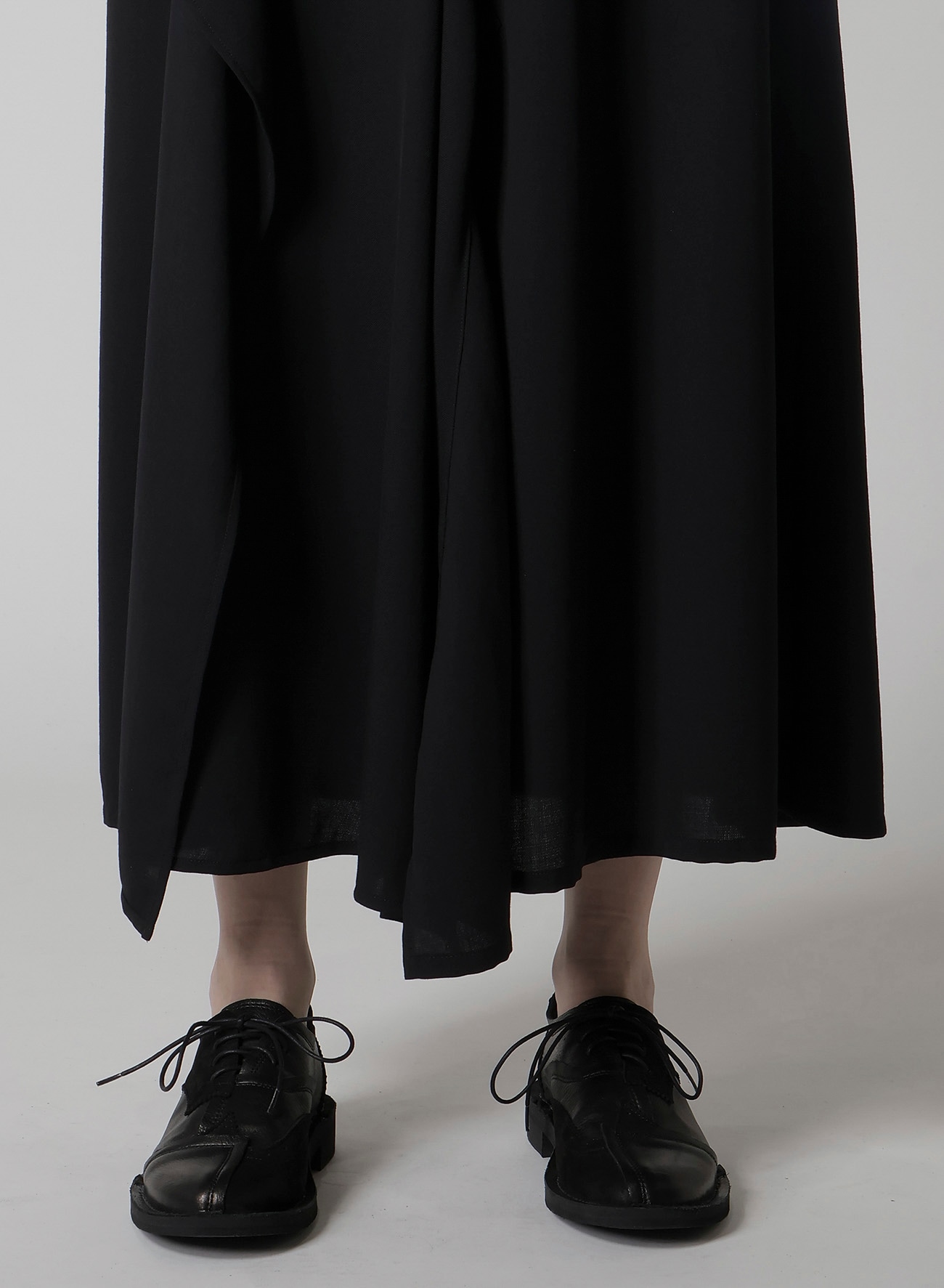 WOOL SERGE TRIANGLE GUSSET SKIRT