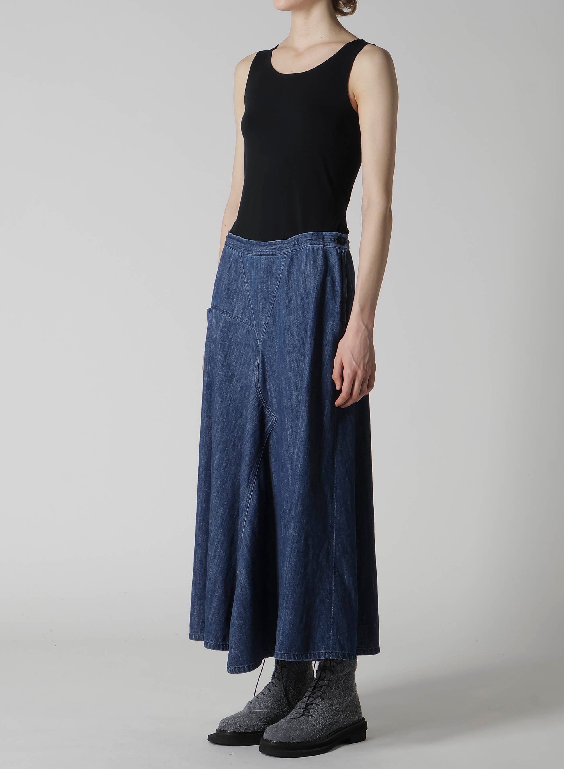 8OZ DENIM FRONT TRIANGLE GUSSET SKIRT