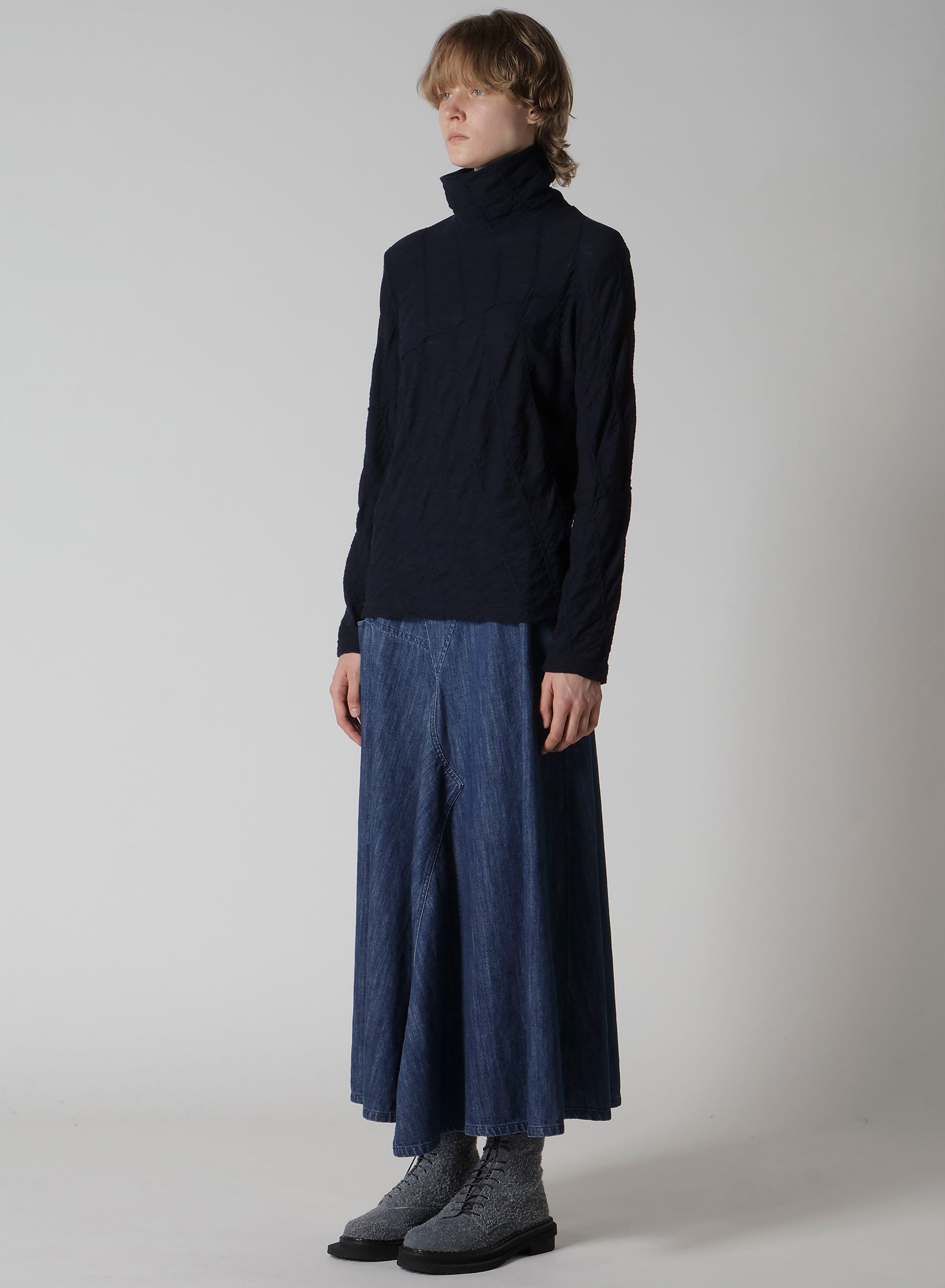 TUCKED DIAGONAL CABLE JQ HIGH NECK LONG T