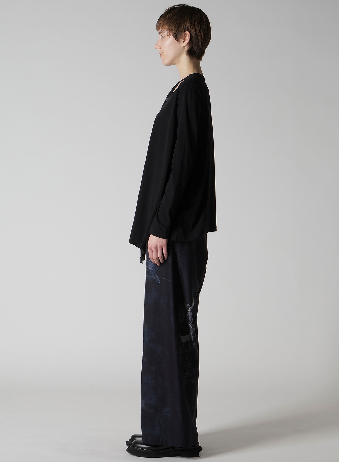 【新品・未使用】yilon イロン Back lace tee Tシャツ SOFT JERSEY STRING COLLAR LONG T(S Black): Y's｜THE SHOP
