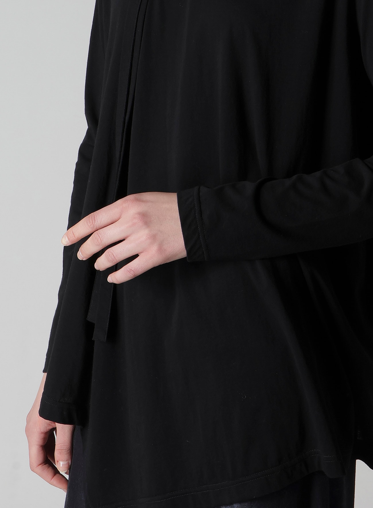 SOFT JERSEY STRING COLLAR LONG T