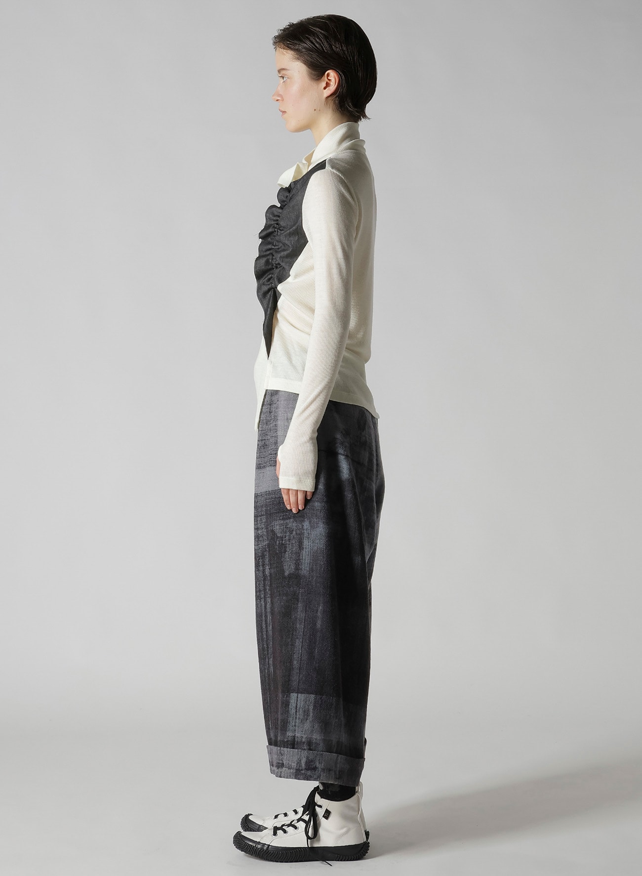 RIB/DENIM COMBINATION HIGH NECK T WITH GATHERS