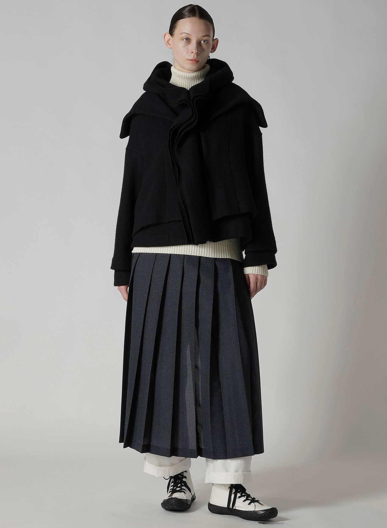 MILD JERSERY COMBINATION JACKET WITH HOOD