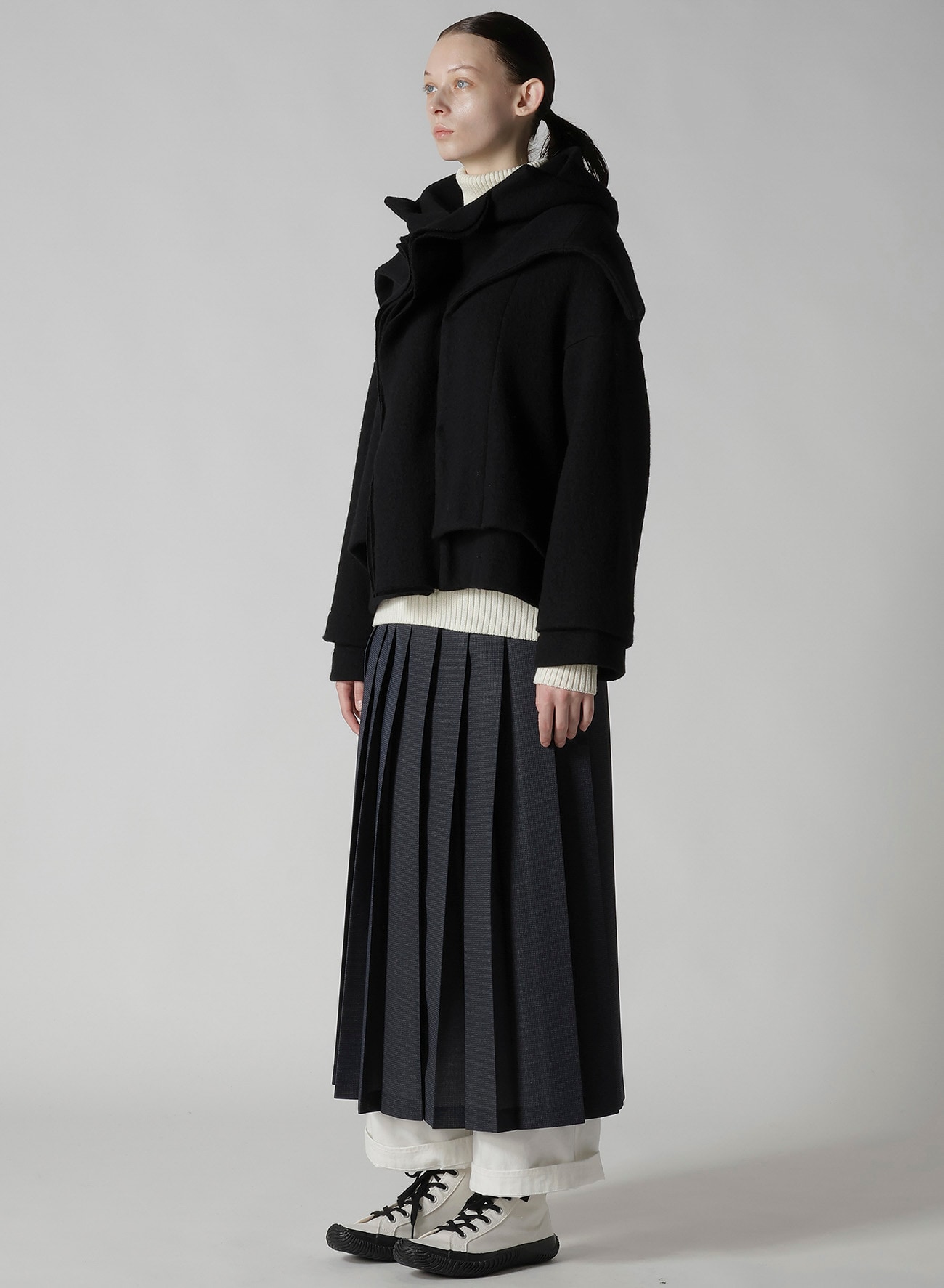 MILD JERSERY COMBINATION JACKET WITH HOOD