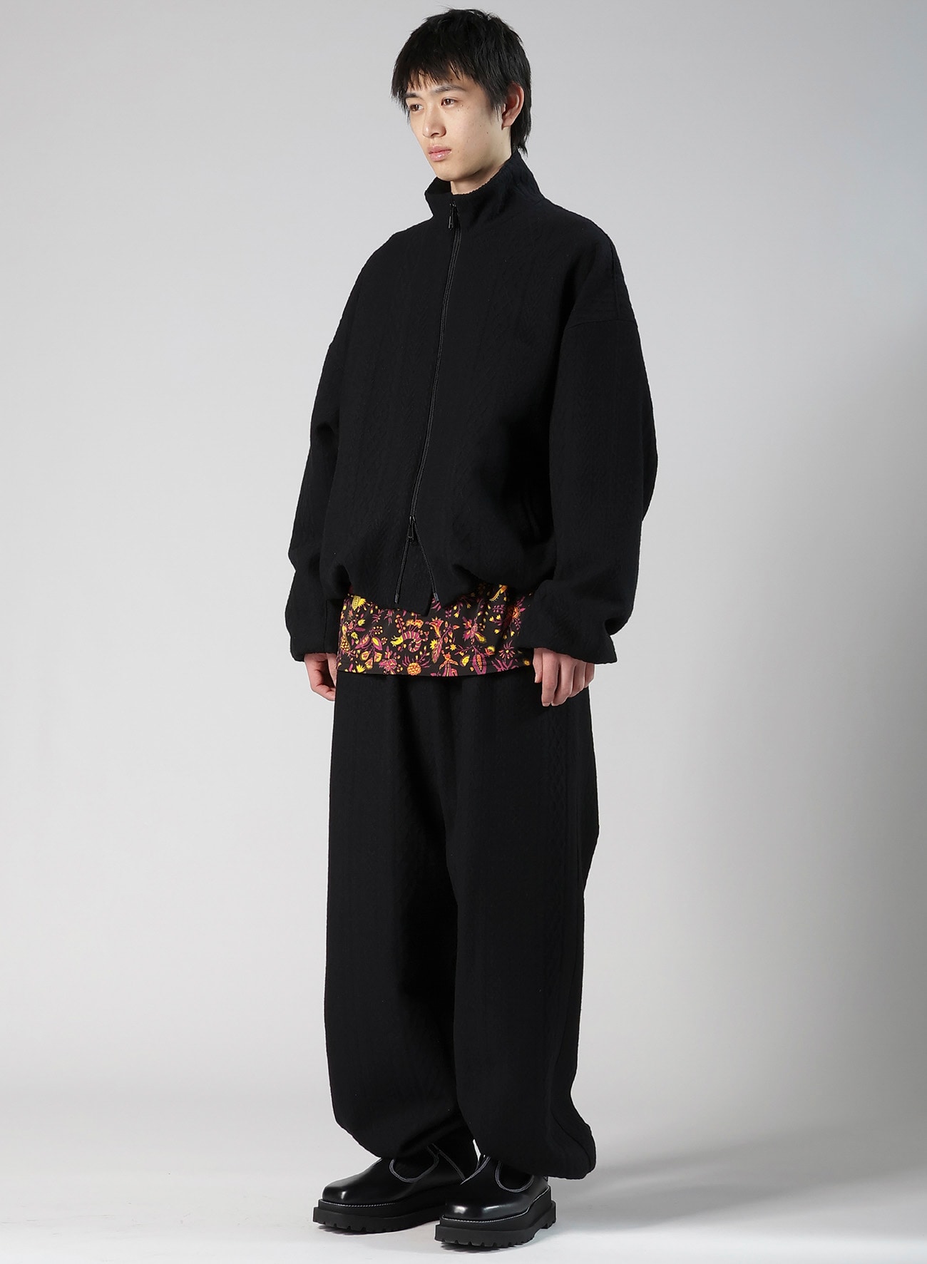 CABLE JQ KNIT STAND COLLAR BLOUSON