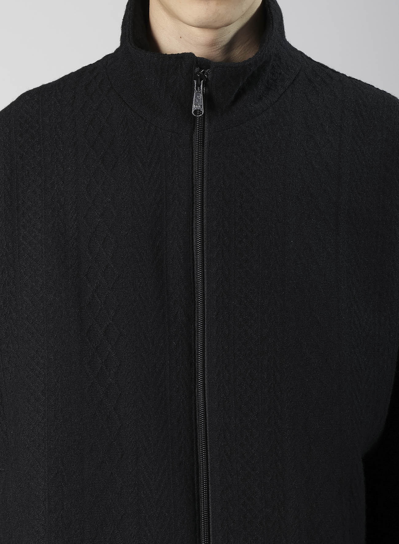 CABLE JQ KNIT STAND COLLAR BLOUSON