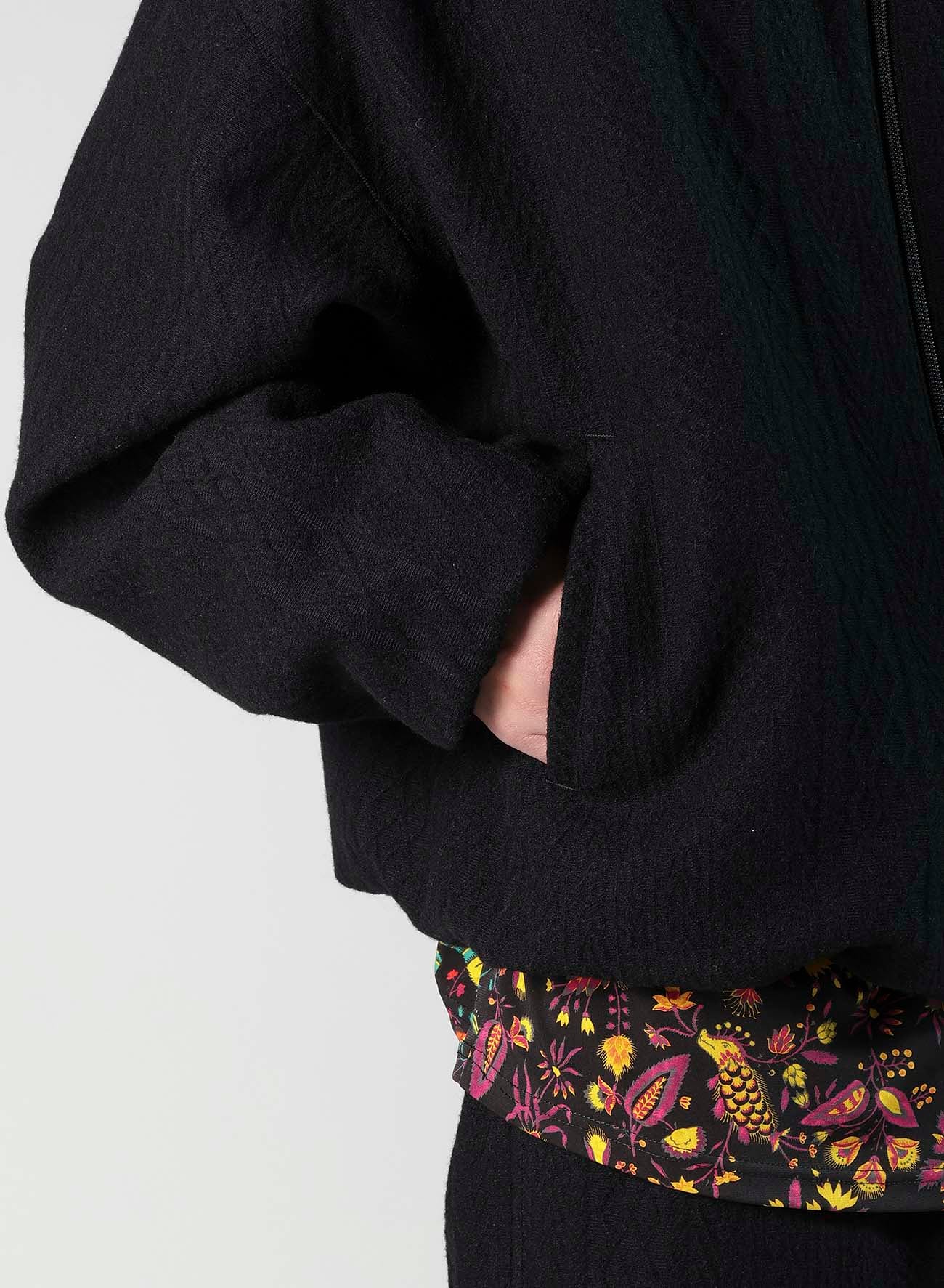 CABLE JQ KNIT STAND COLLAR BLOUSON