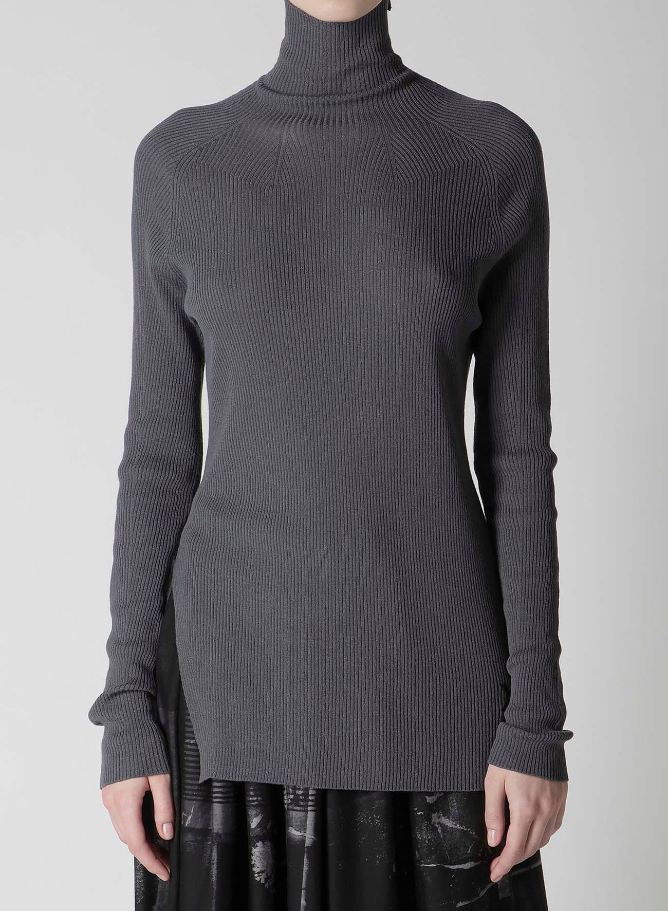 RIBBED HIGH NECK KNIT