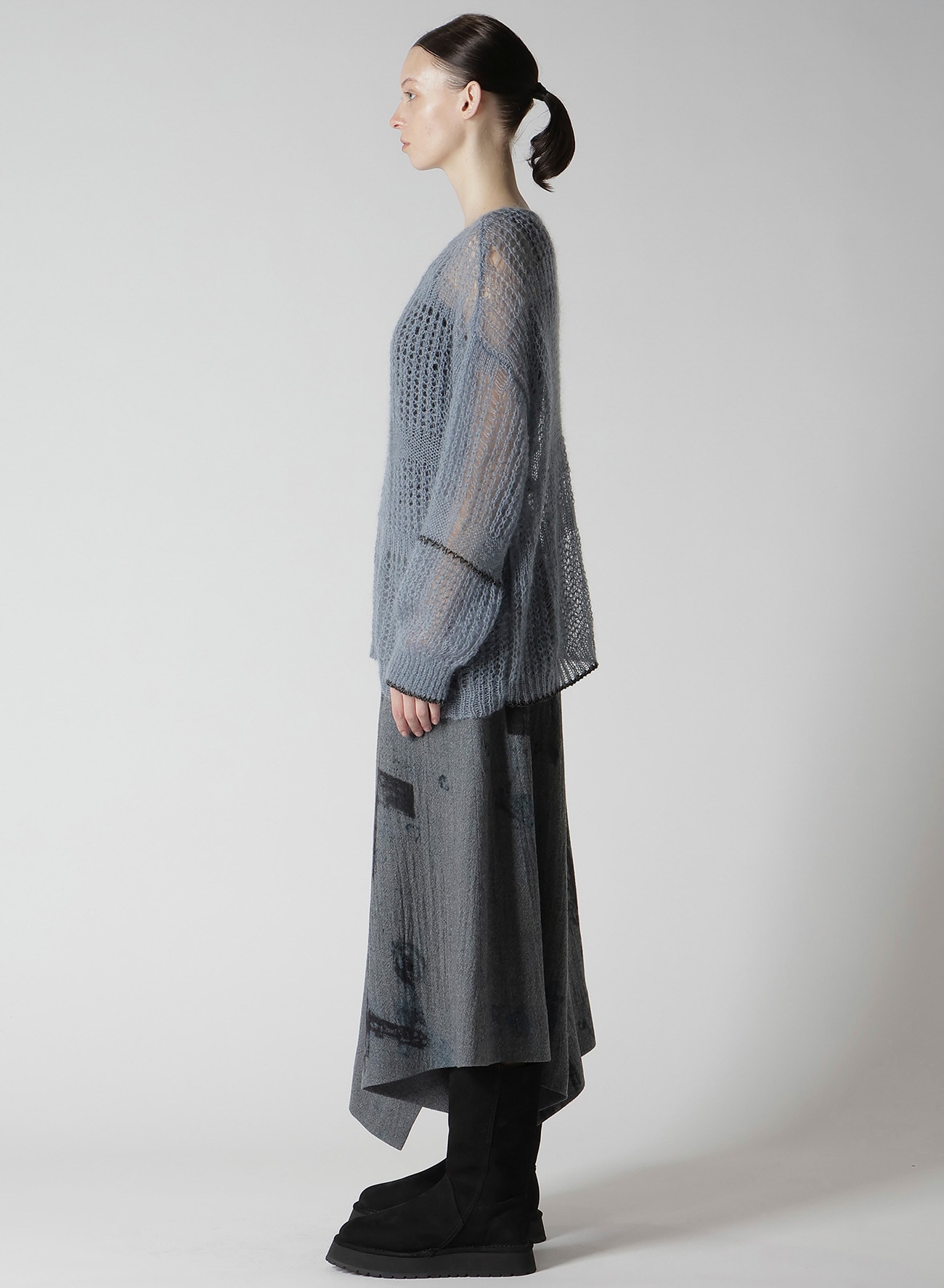 SHEER PLAID BOAT NECK KNIT