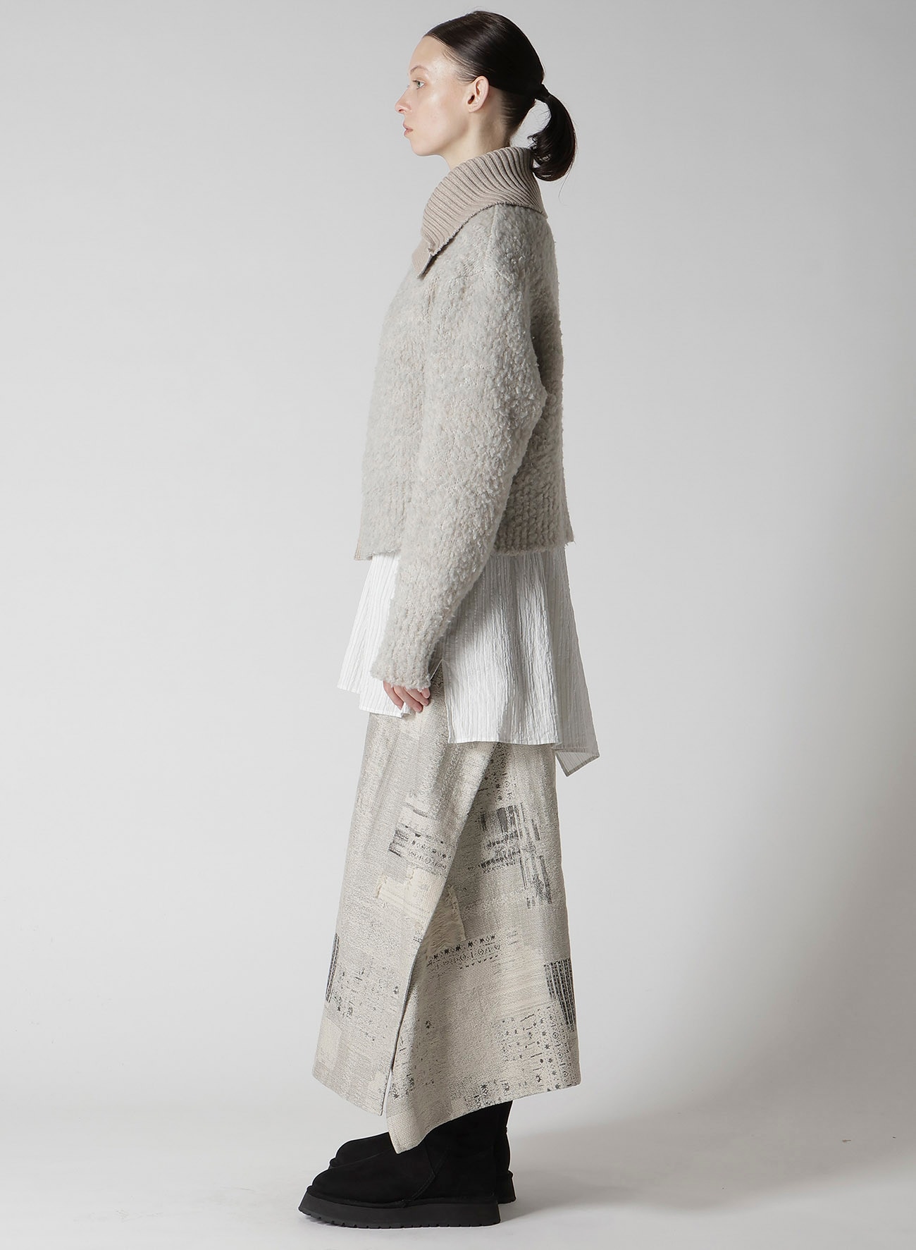 TOGGLE BUTTON ASYMMETRIC CARDIGAN