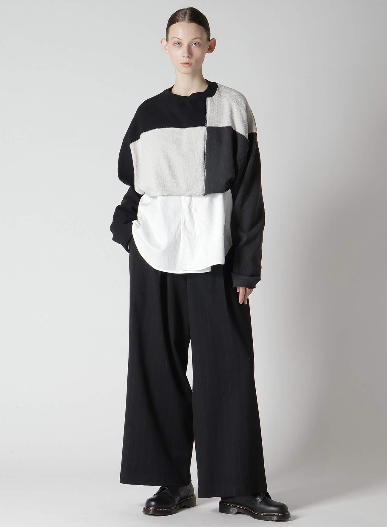 HARD-TWISTED BLOCK INTARSIA ROUND NECK SHORT PULLOVER