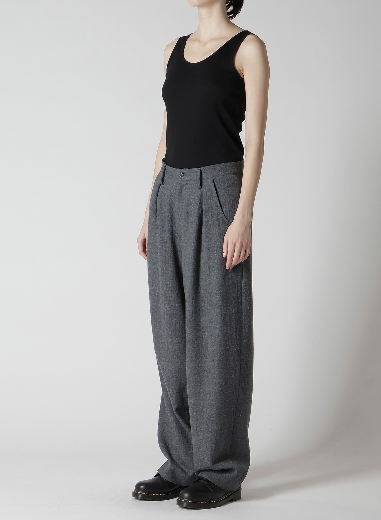 WOOL GAUZE TWILL TUCK WIDE PANTS