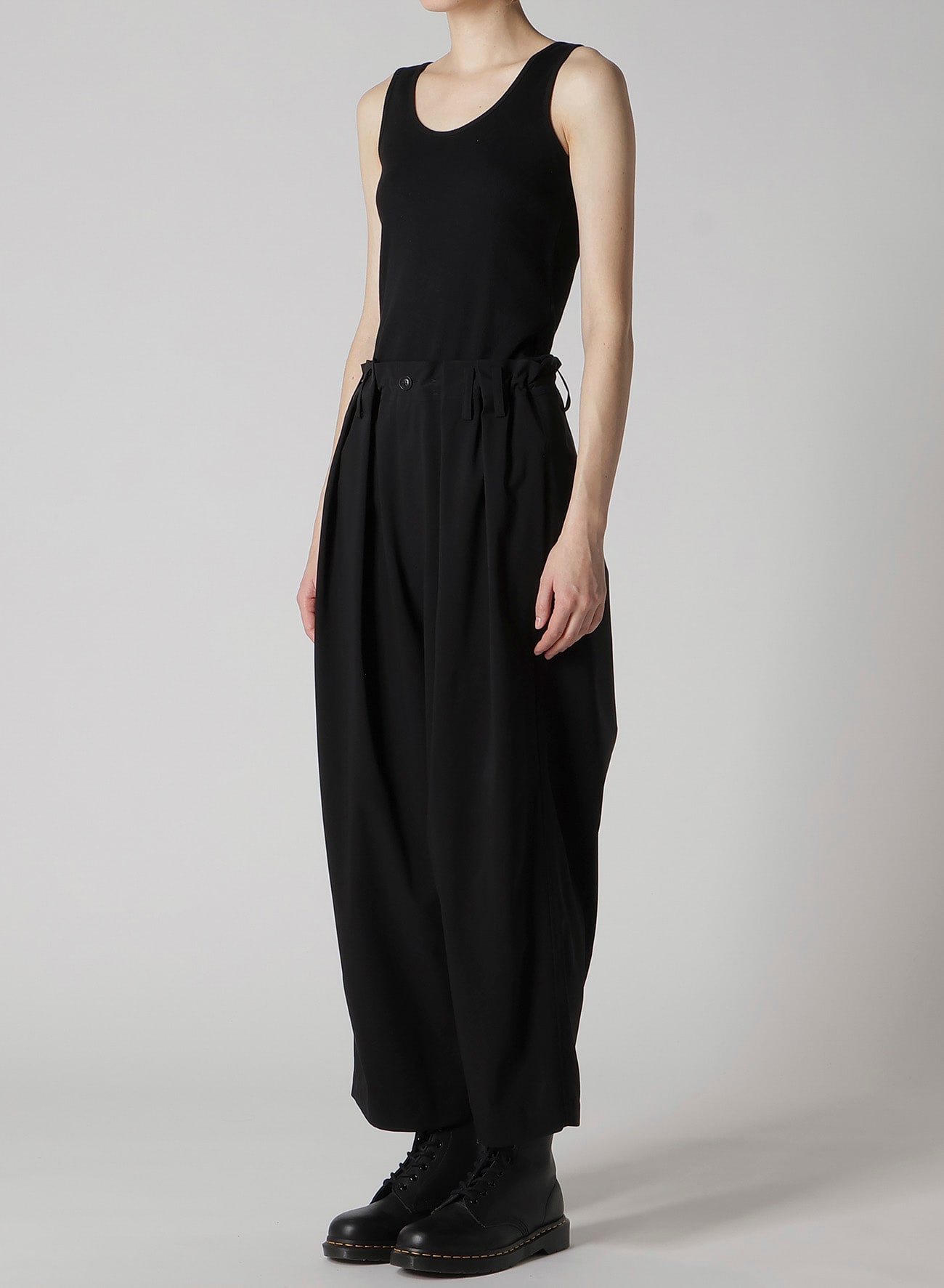 PE/ TAFTA DOUBLE TUCK GATEHRED PANTS