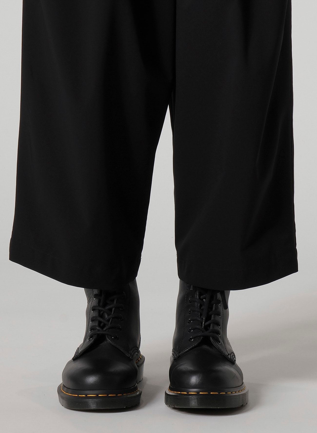 PE/ TAFTA DOUBLE TUCK GATEHRED PANTS