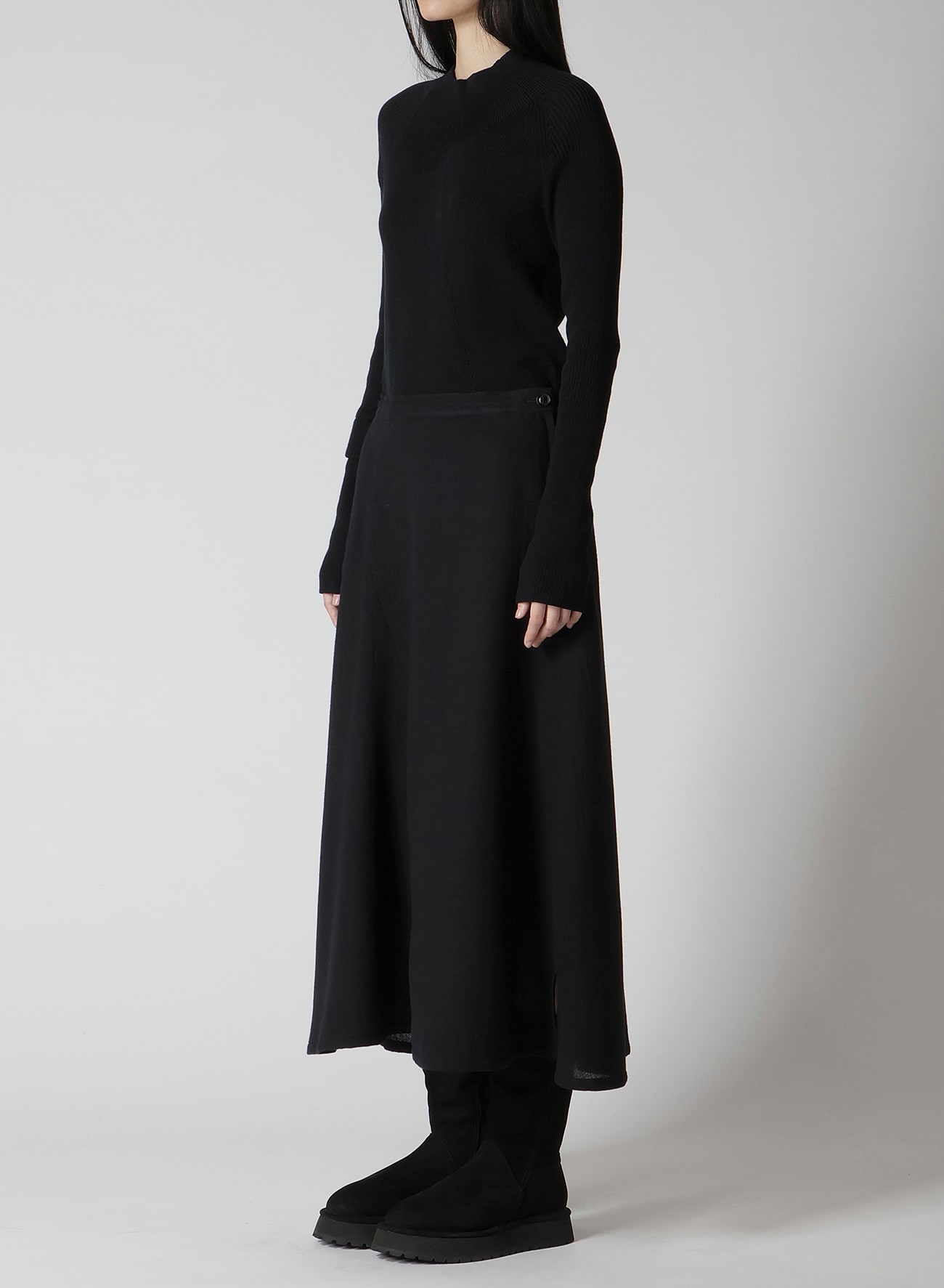 WOOL GAUZE TWILL ASYMMETRIC FLARE SKIRT