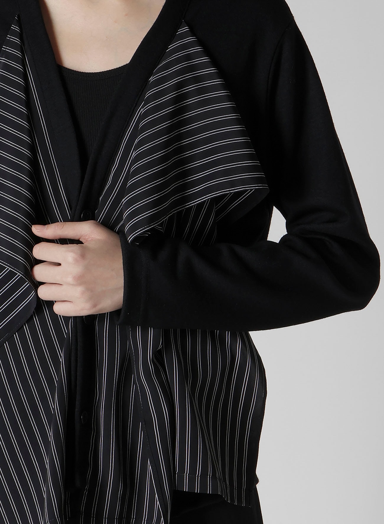 COTTON/CREPE DE CHINE FLARE 3-BUTTON CARDIGAN