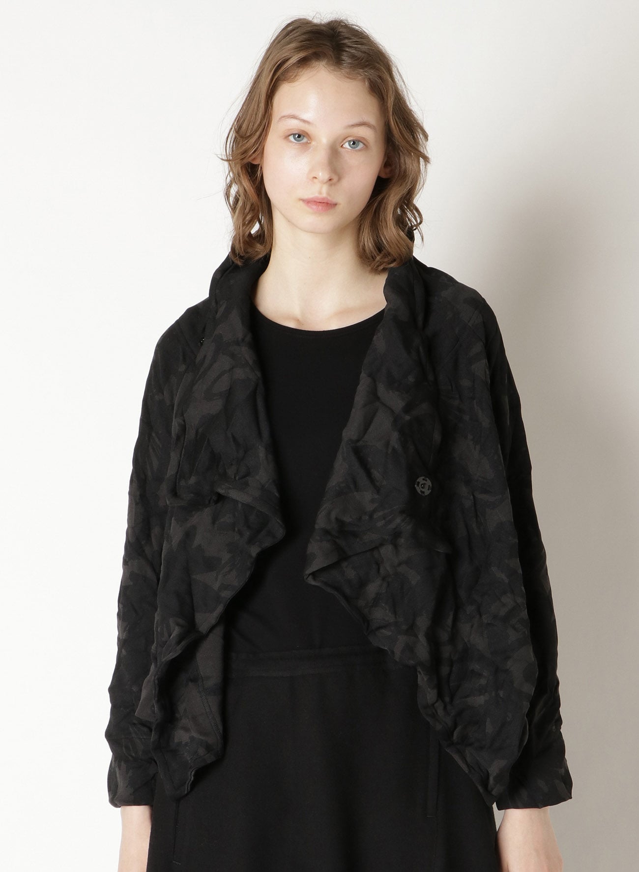 FLOWER PRINT SHRINK LAYERED JACKET