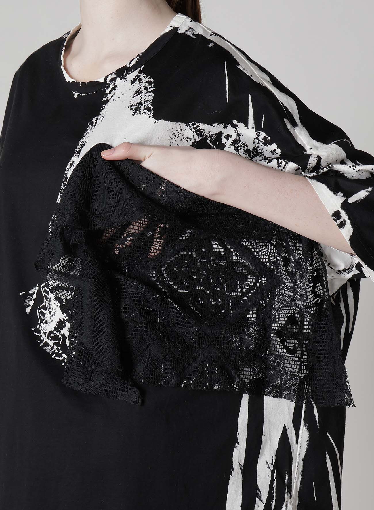 COTTON LACE/PRINT BIG POCKET PULLOVER