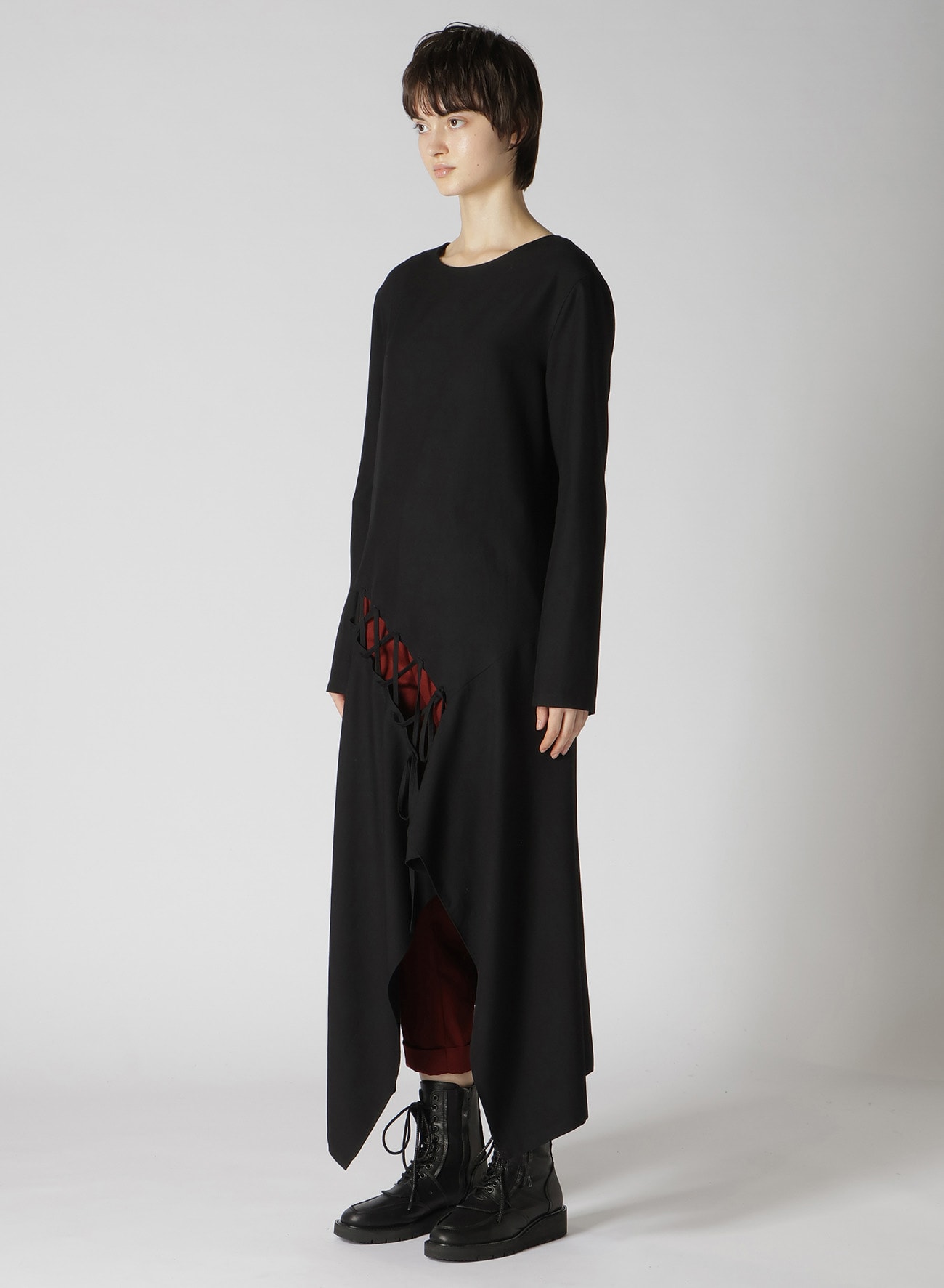 RY/W GABARDINE RIGHT SIDE LACE UP DRESS