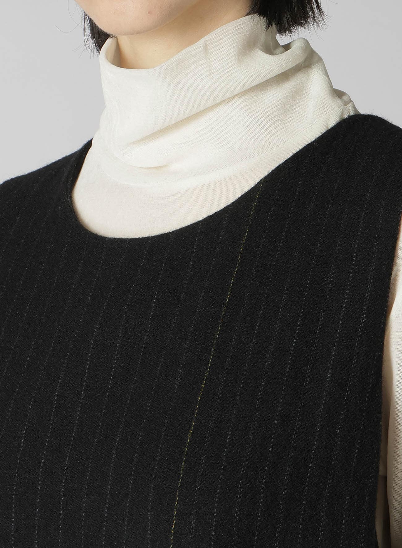 【9/13 12:00 Release】WOOL PINSTRIPE SLEEVELESS DRESS