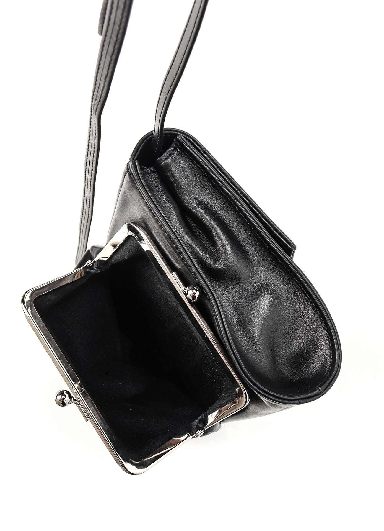 【8/7 12:00 Release】COW LEATHER CLUTCH BAG WITH CLASP