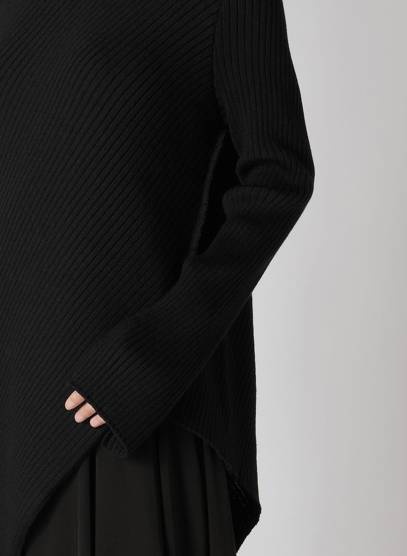 WOOL ASYMMETRIC RIB KNIT