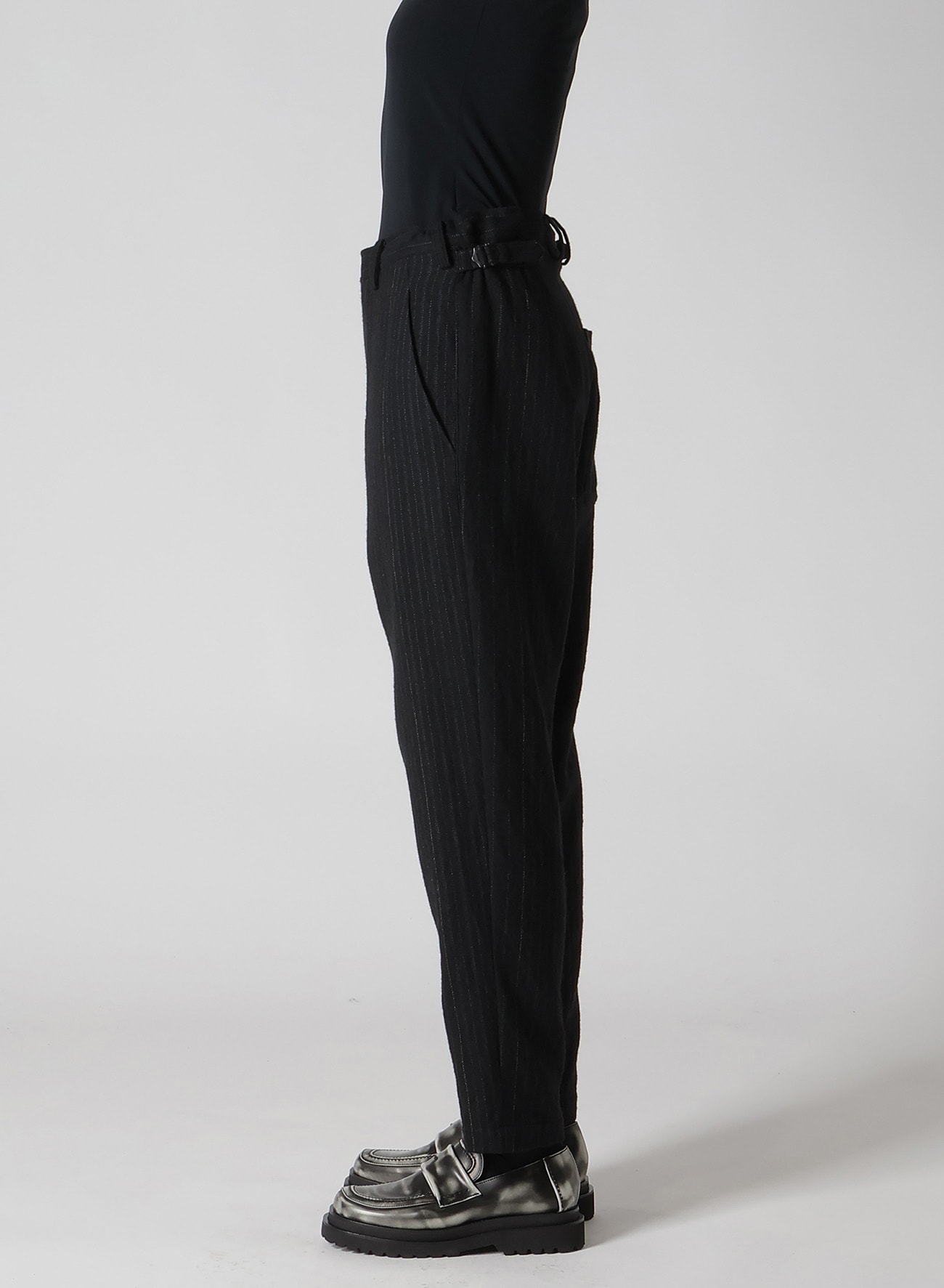 【9/13 12:00 Release】WOOL PINSTRIPE TAPERED PANTS