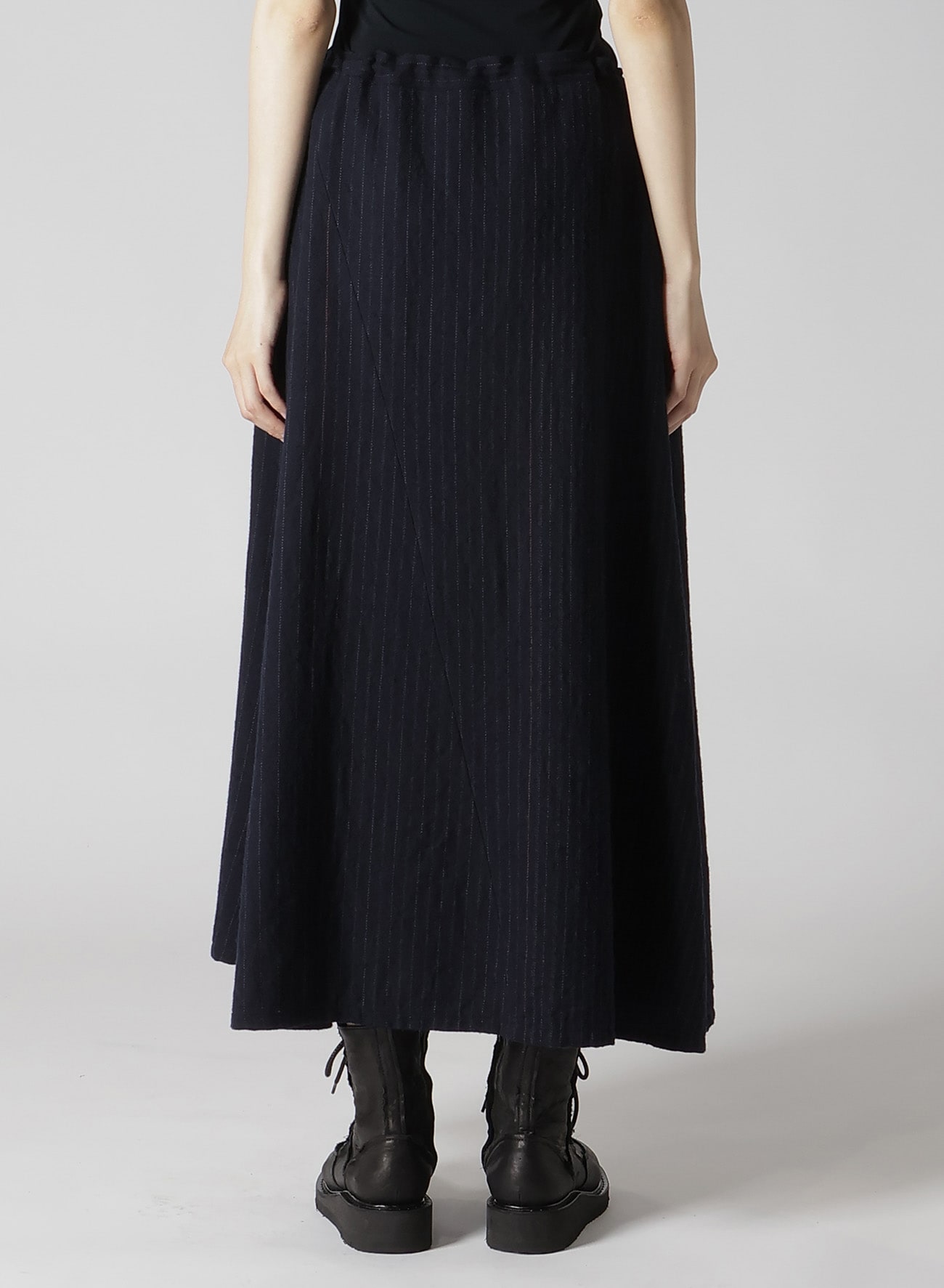 【9/13 12:00 Release】WOOL PINSTRIPE ASYMMETRIC FLARE SKIRT