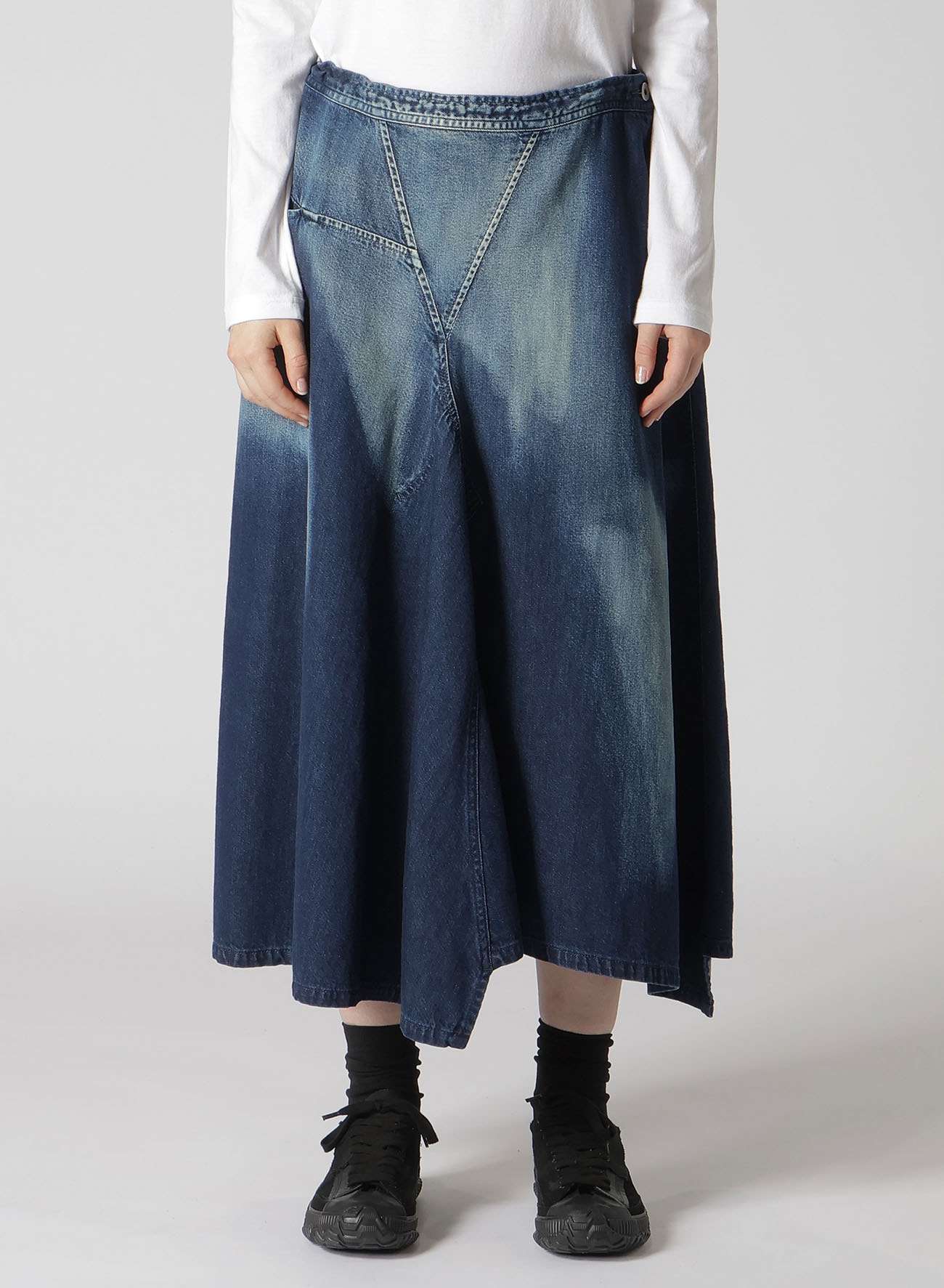 【8/2 12:00 Release】C/ SPOTTED DENIM TRIANGLE GUSSET FLARE SKIRT