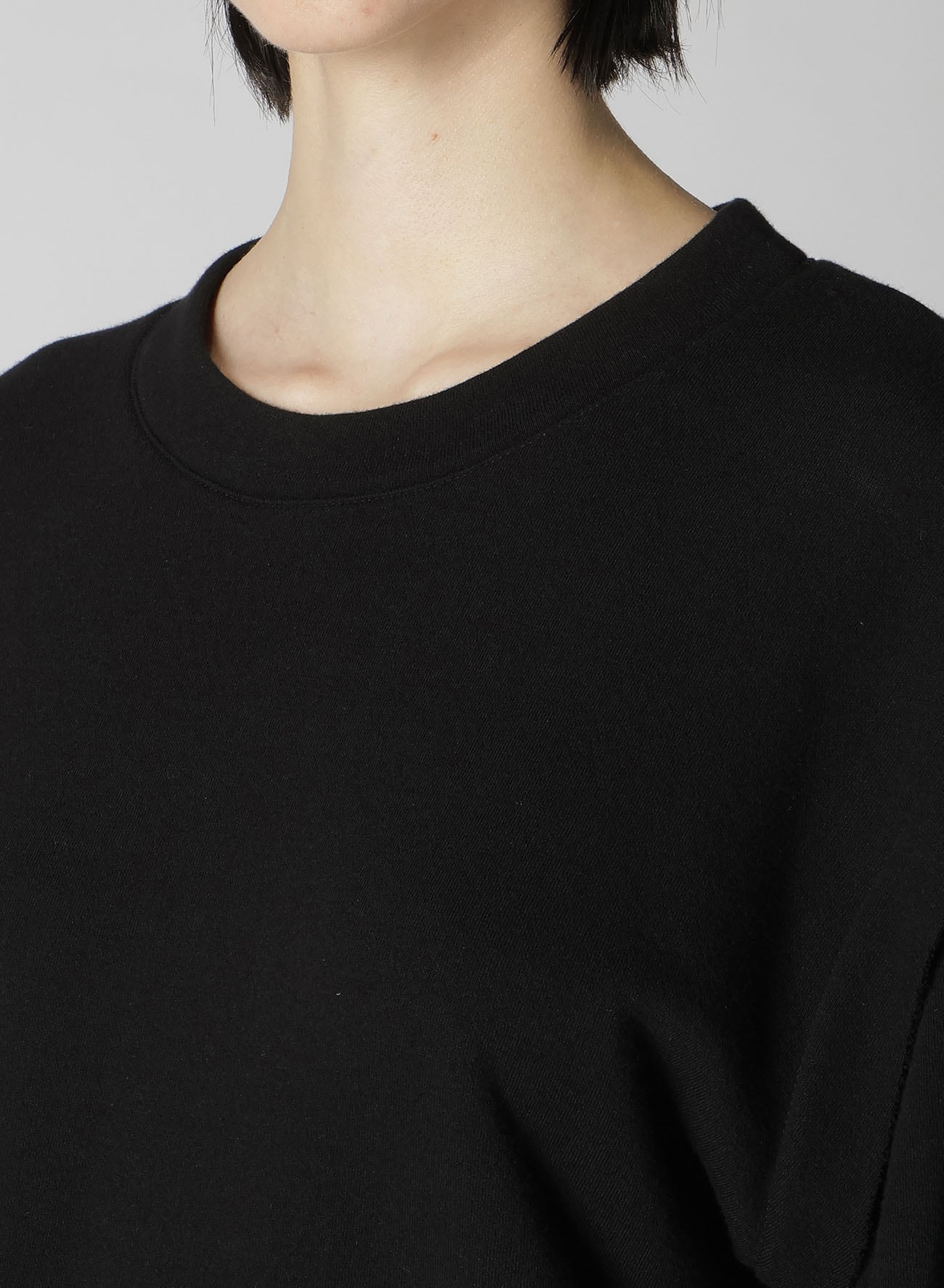 【8/9 12:00 Release】SOFT FRENCH TERRY CROPPED SWEATSHIRT