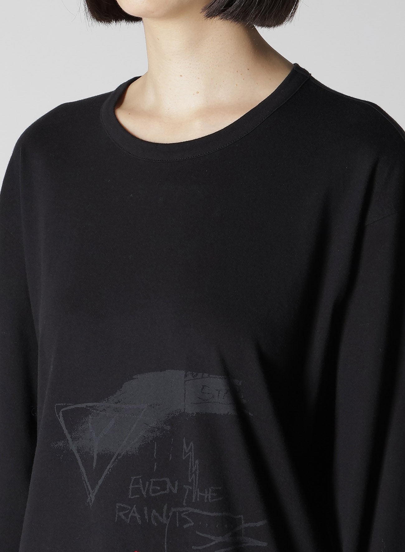 CHALK PRINT & STITCH ROUND NECK LONG SLEEVE T