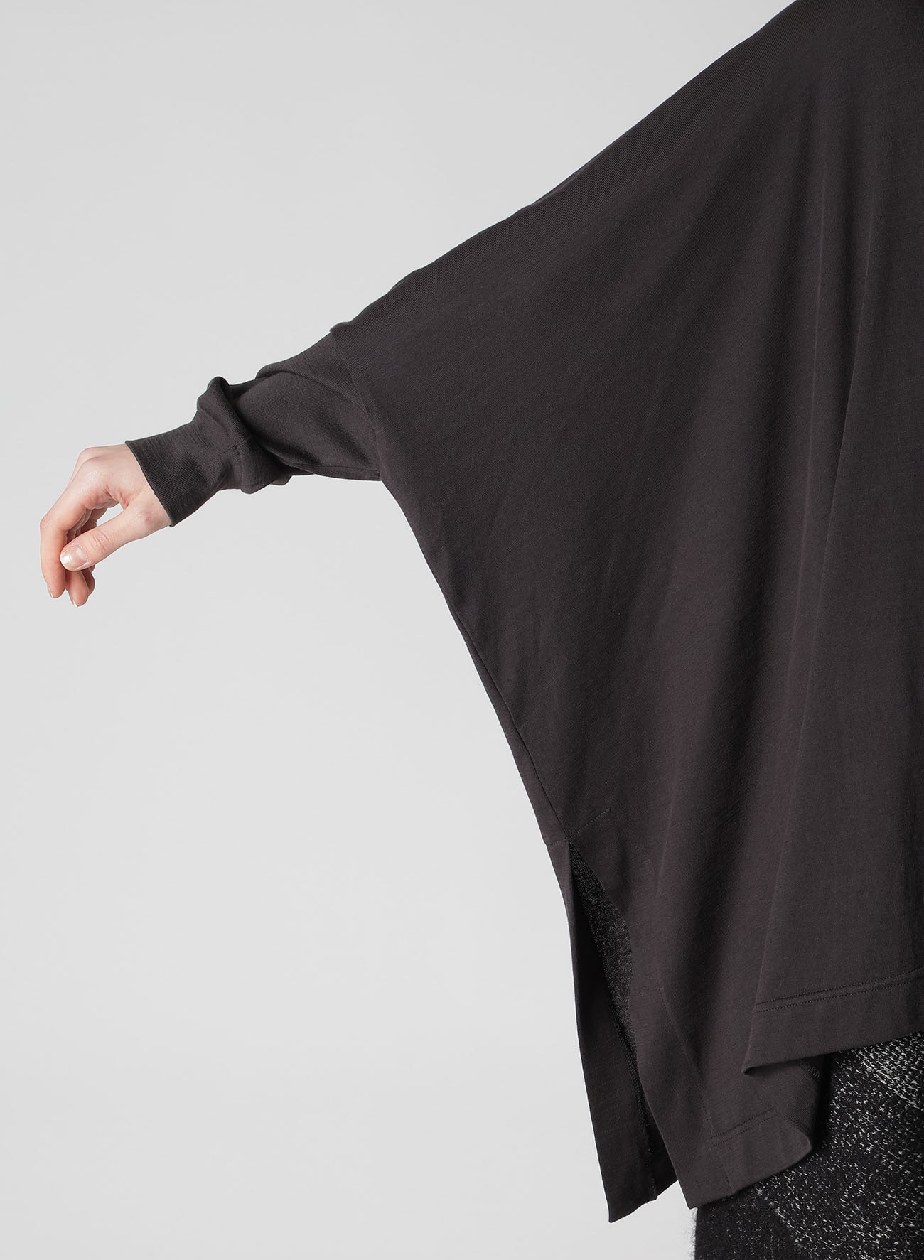 【9/13 12:00 Release】40/2 GAUZE JERSEY ROUND SLEEVE PONCHO