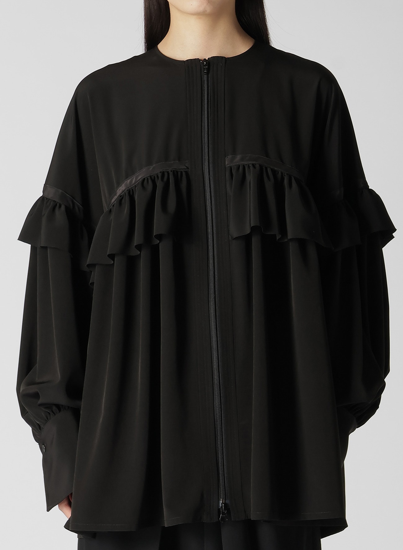 【8/7 12:00 Release】TRIACETATE/POLYESTER RUFFLED BLOUSON