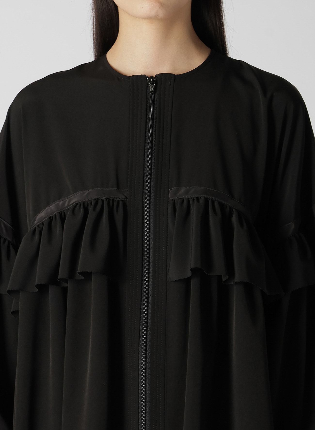 【8/7 12:00 Release】TRIACETATE/POLYESTER RUFFLED BLOUSON