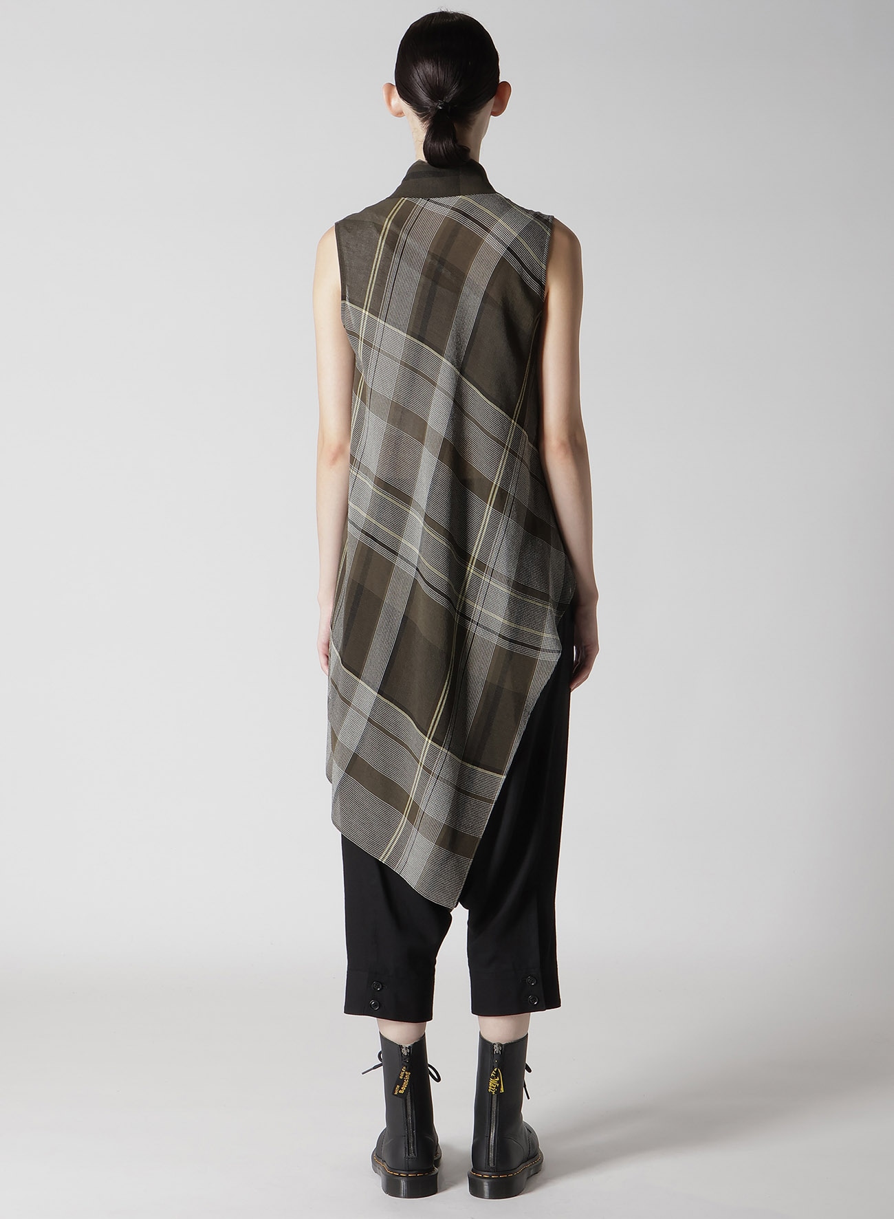 GAUZE PLAID TIE STYLE SLEEVELESS BLOUSE