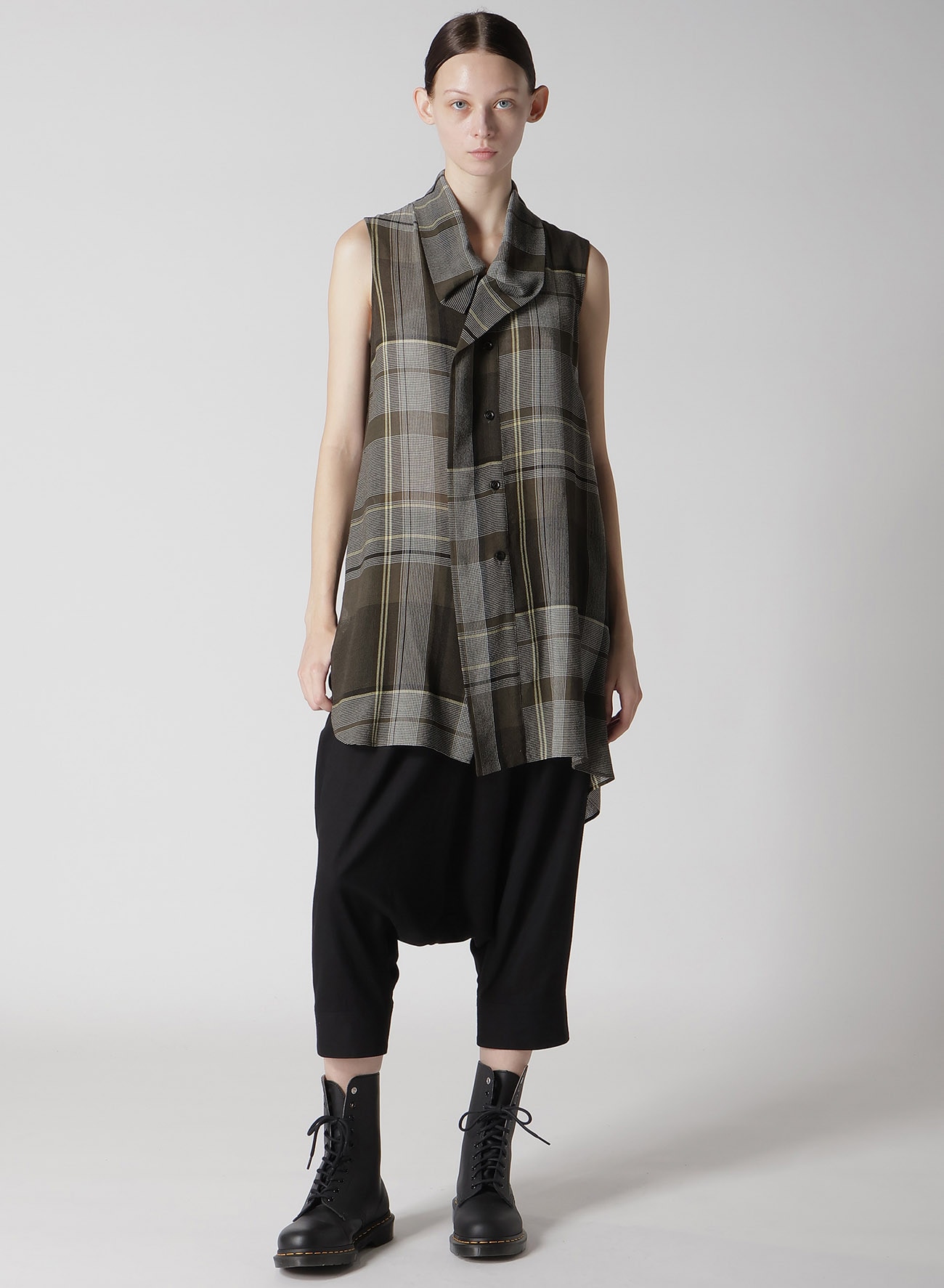 GAUZE PLAID TIE STYLE SLEEVELESS BLOUSE