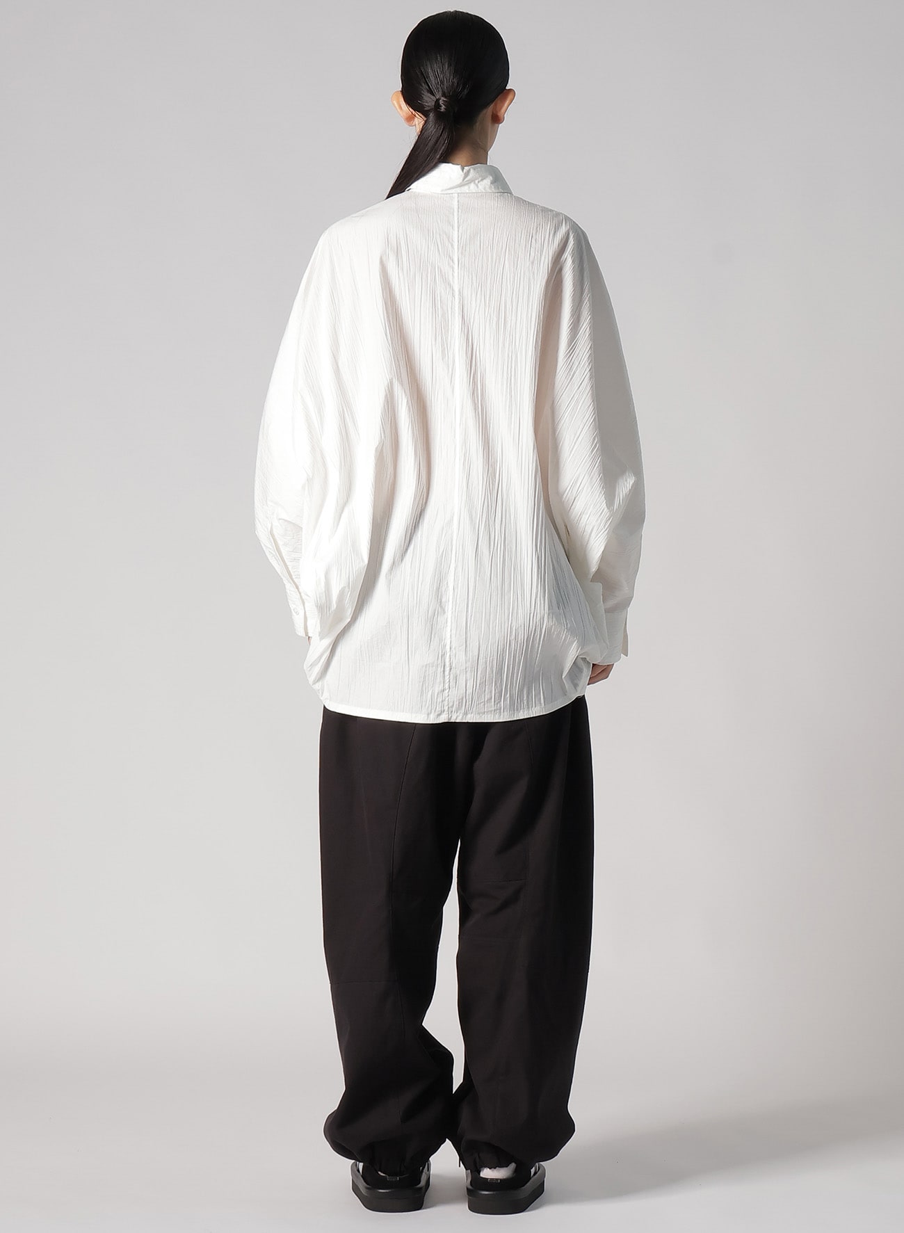 HIGH COUNT TYPEWRITER DOLMAN SLEEVE SHIRT