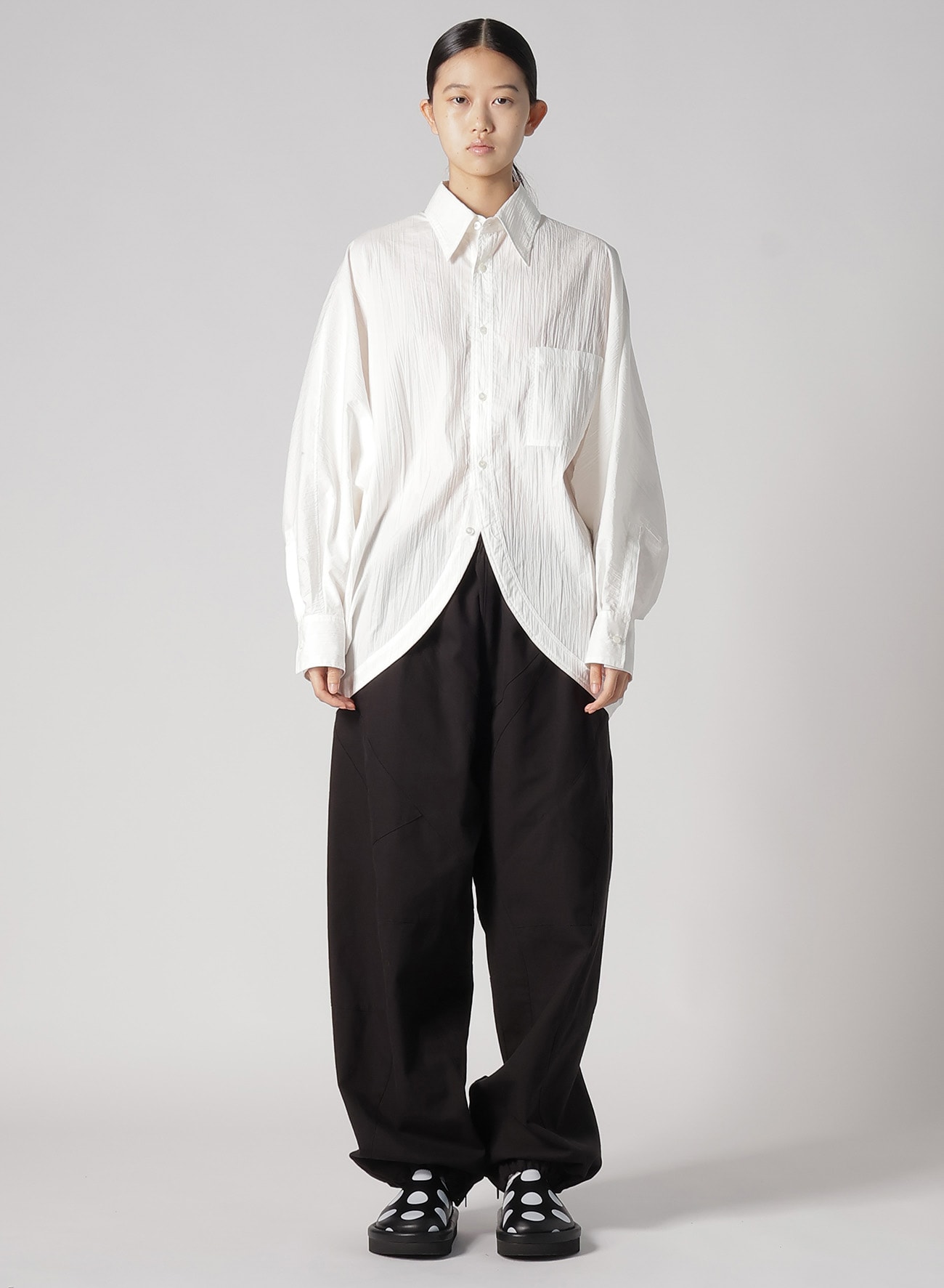 HIGH COUNT TYPEWRITER DOLMAN SLEEVE SHIRT