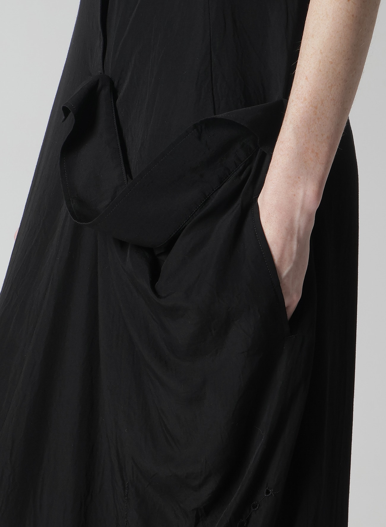 CUPRO/DUNGAREE BALLER LACE LEFT SIDE GATHERED DRESS