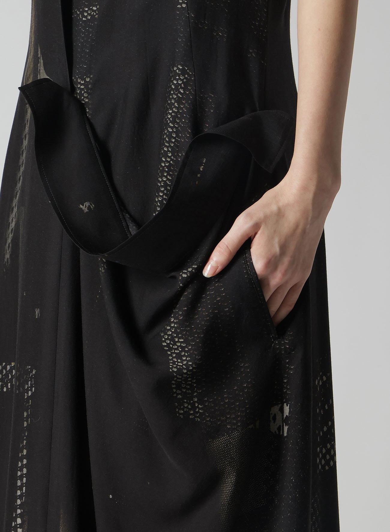 CU/DUNGAREE TWILL DARK NEON PRINT LEFT SIDE GATHERED DRESS