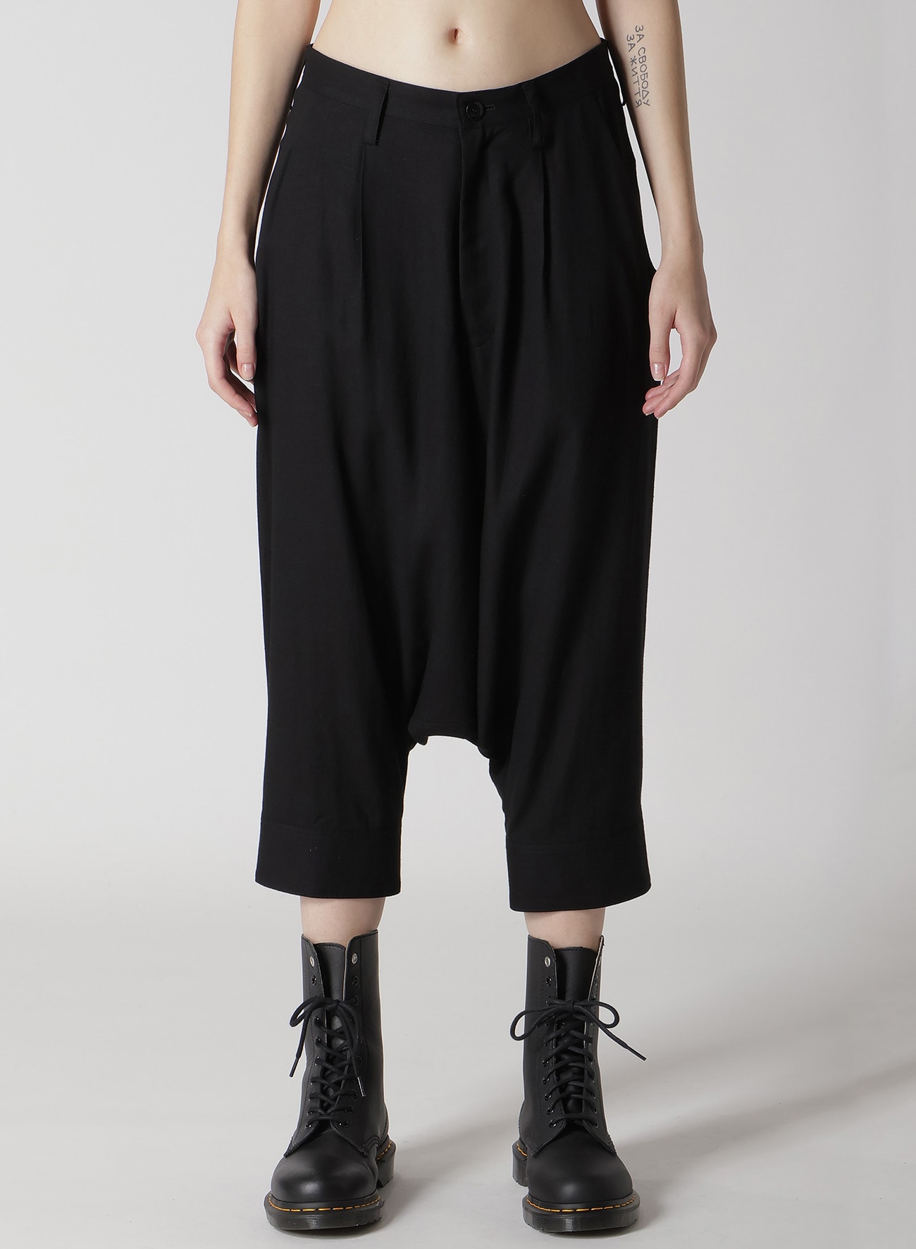 RAYON/LINEN SHEETING CUFFED HEM SARROUEL PANTS