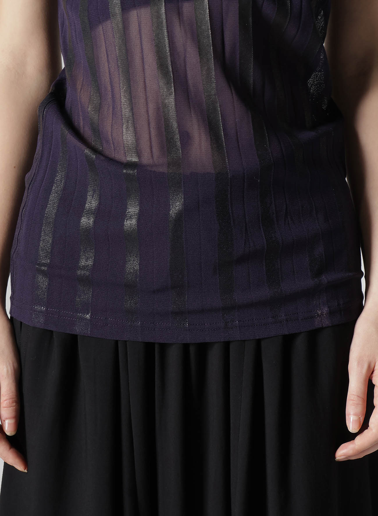 TULLE PLEATS CLASSIC SHORT SLEEVE T