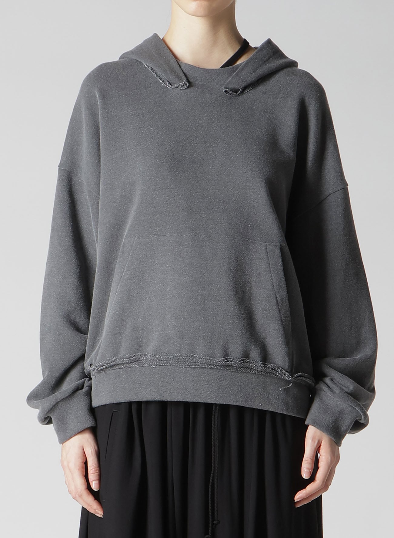 PIGMENT DYE FLEECE CROPPED HOODIE