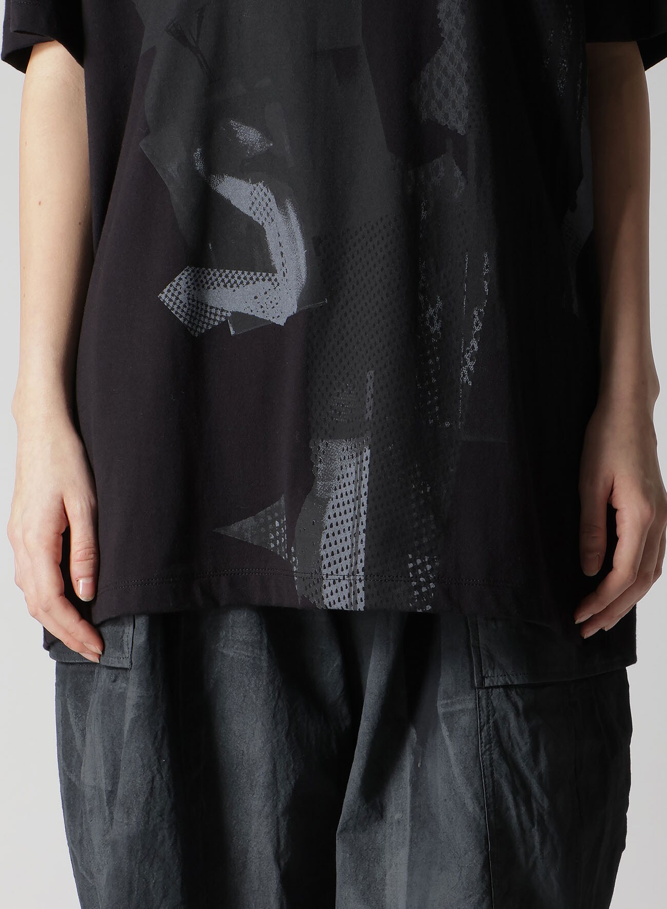 Y'S COLLAGE PRINT ROUND NECK SHORT SLEEVE T