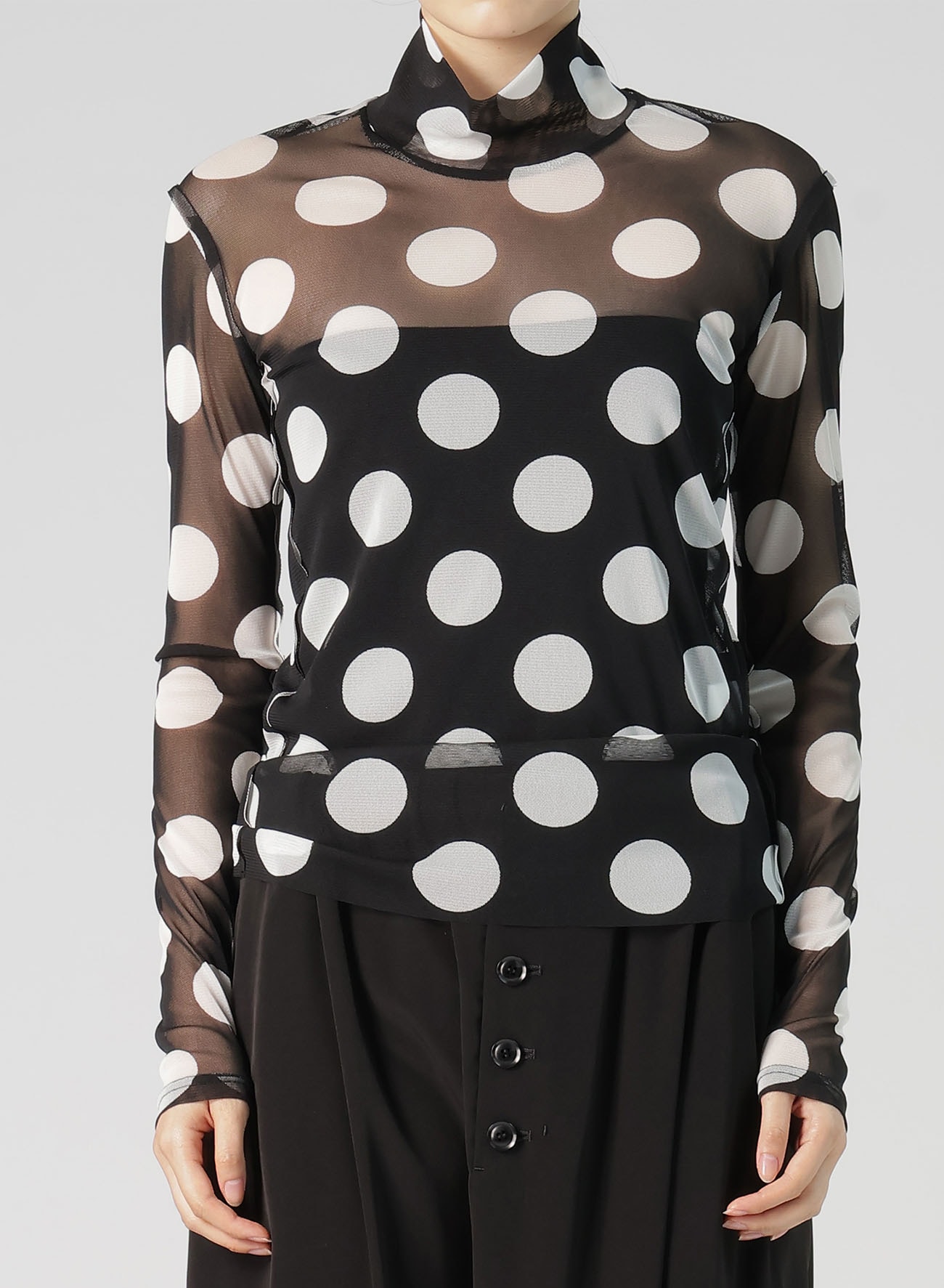 POLKA DOTS TULLE HIGH NECK T