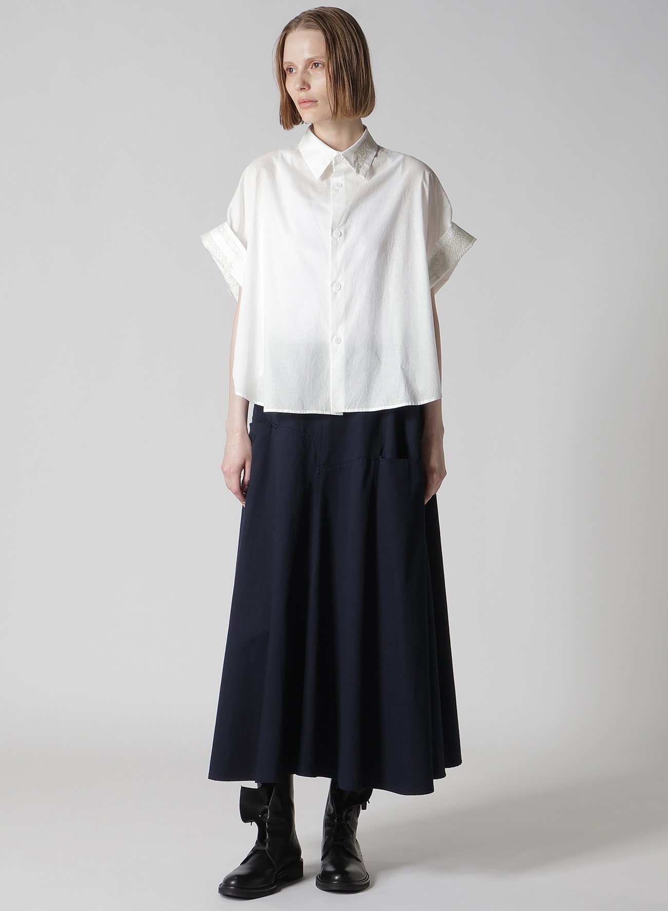 COTTON LAWN SHORT CUFFS BLOUSE