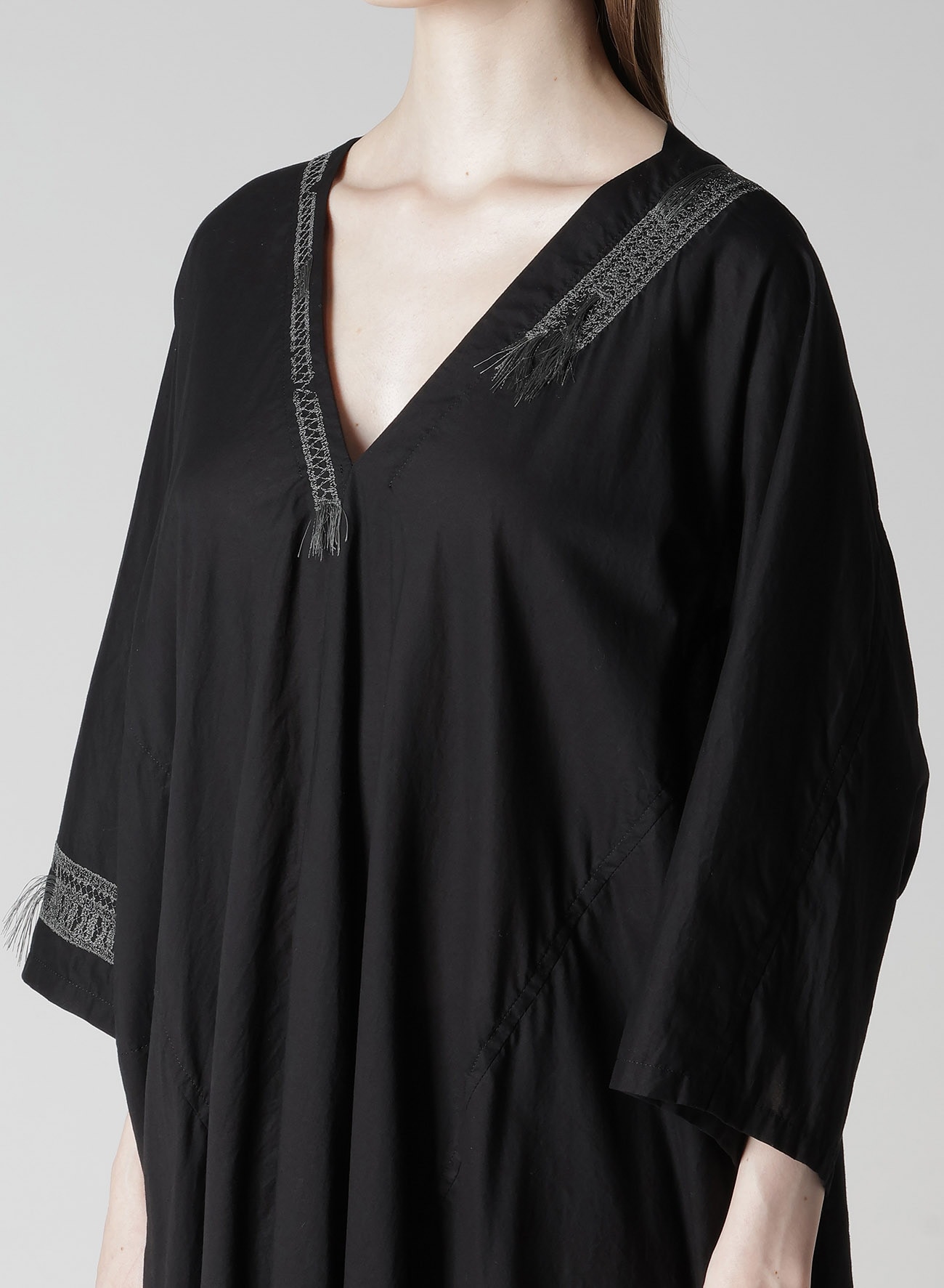 COTTON LAWN ARRANGED SLEEVE V NECK DRESS