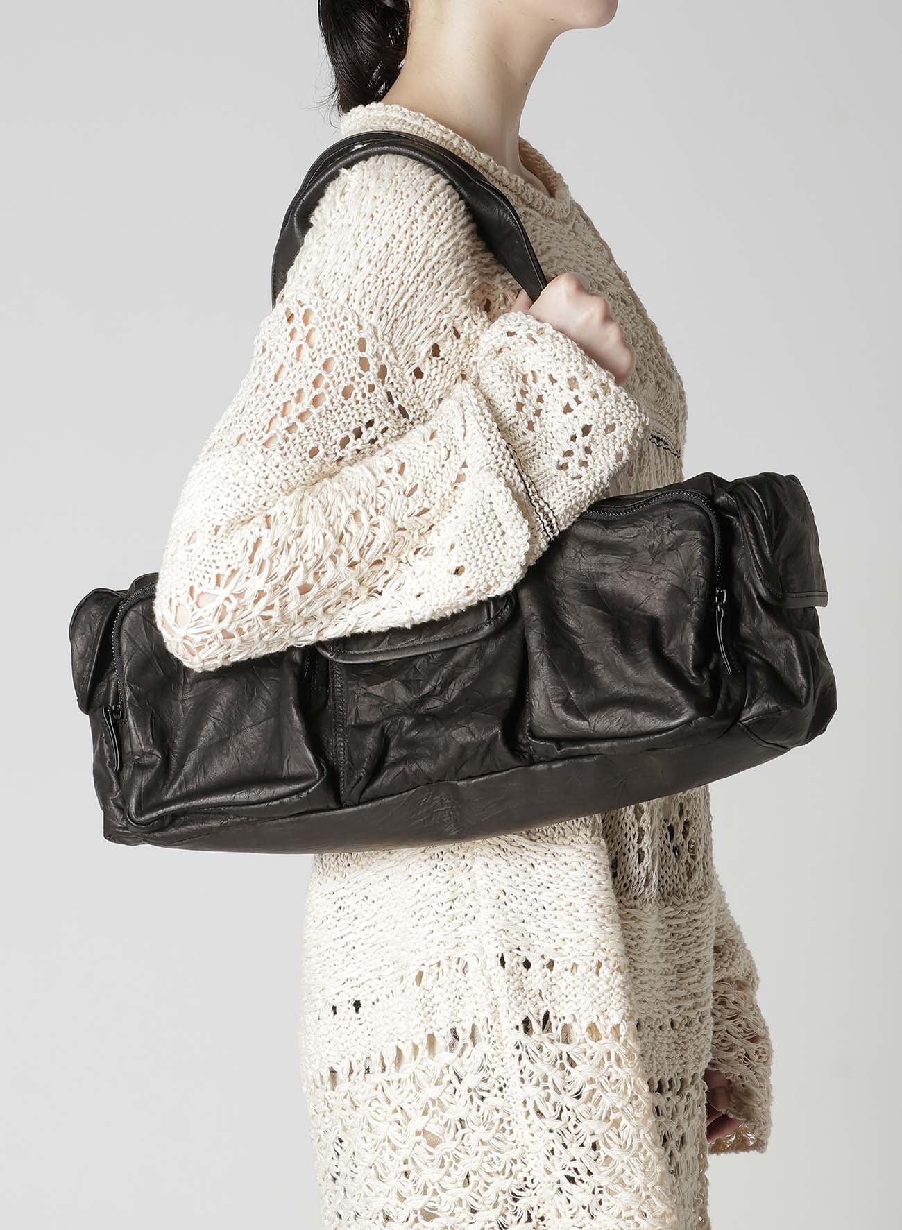 【THE SHOP先行】TWISTED SOFT LEATHER POCKET BOSTON BAG